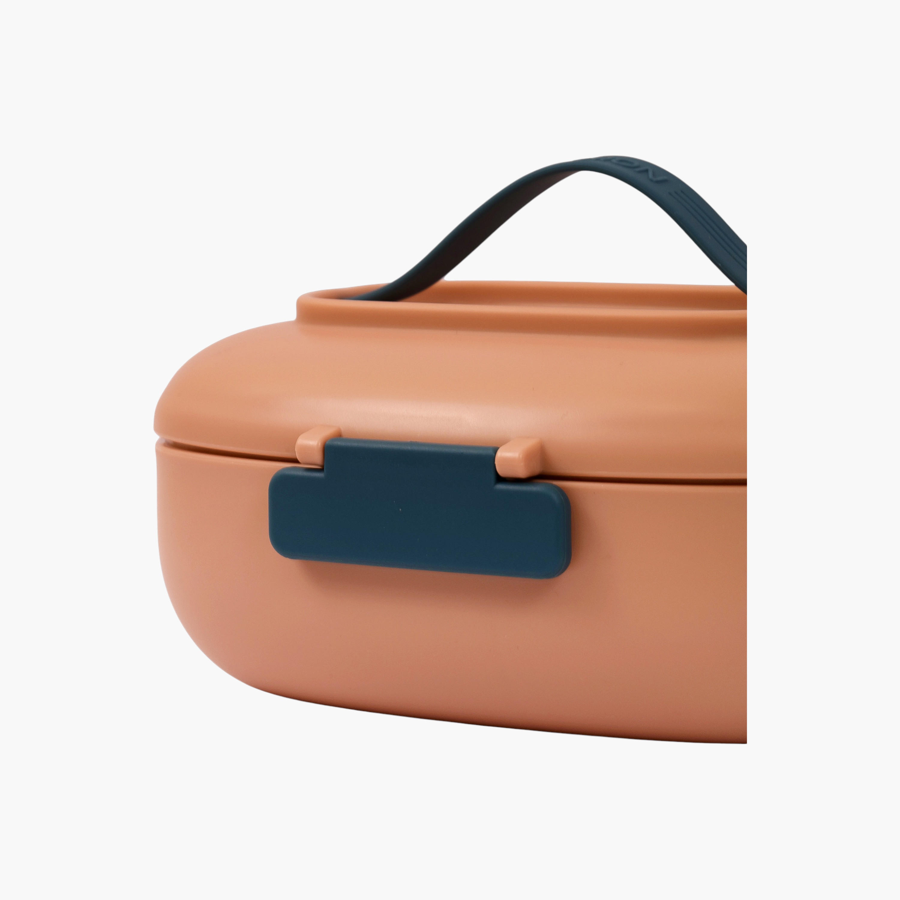 صندوق غداء سادة مع شوكة وملعقة من إيزي كيدز-school-lunchessentials-lunchboxes-image-6