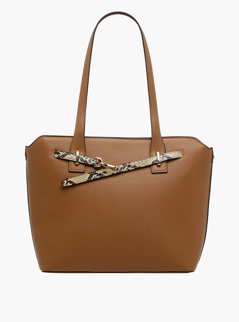 شنطة توتي بتفاصيل حزام حيوانات بارزة الملمس مع مقابض من ساشا-women-bagsandwallets-handbags-image-1