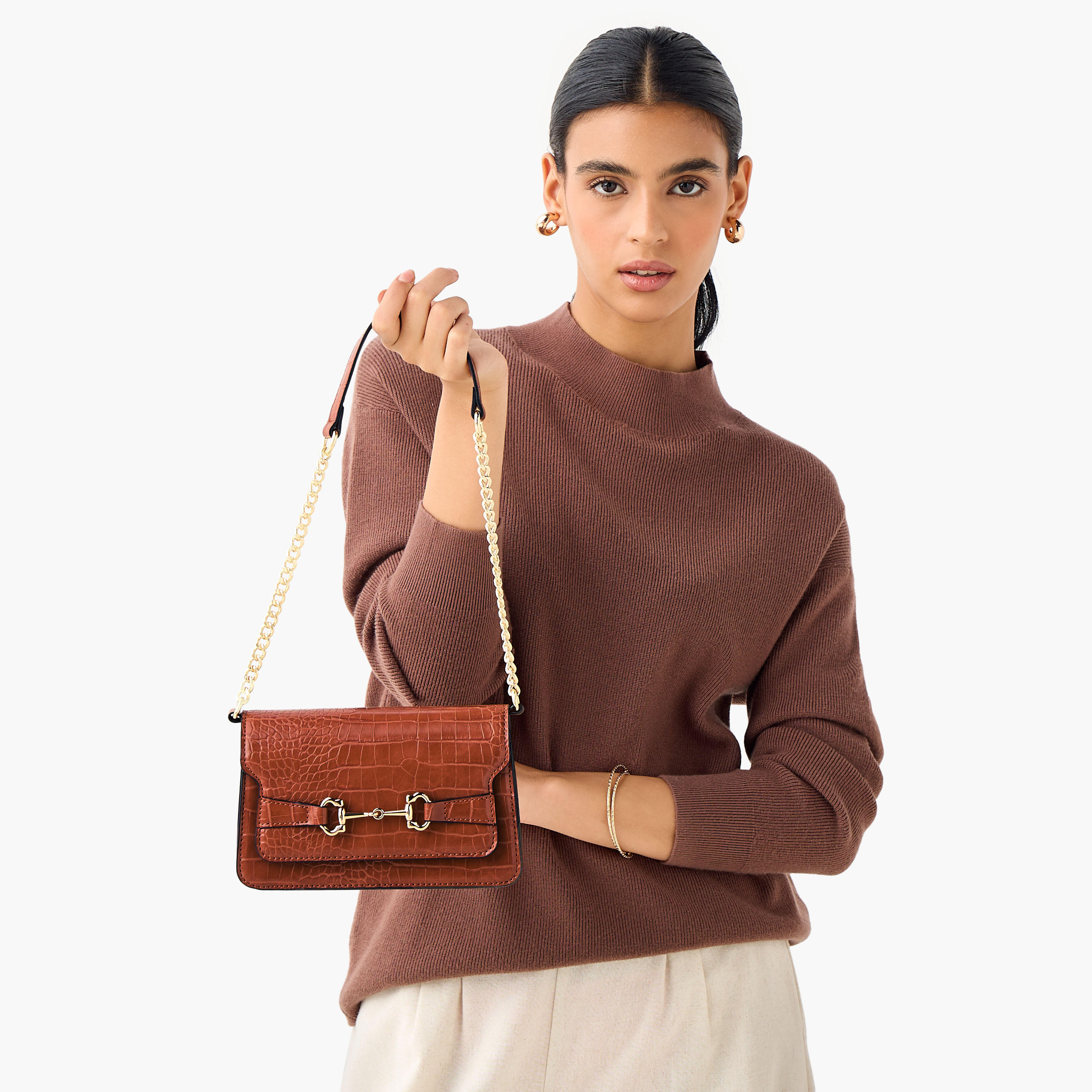 شنطة كتف بارزة الملمس بحزام سلسلة من ساشا-women-bagsandwallets-handbags-image-2
