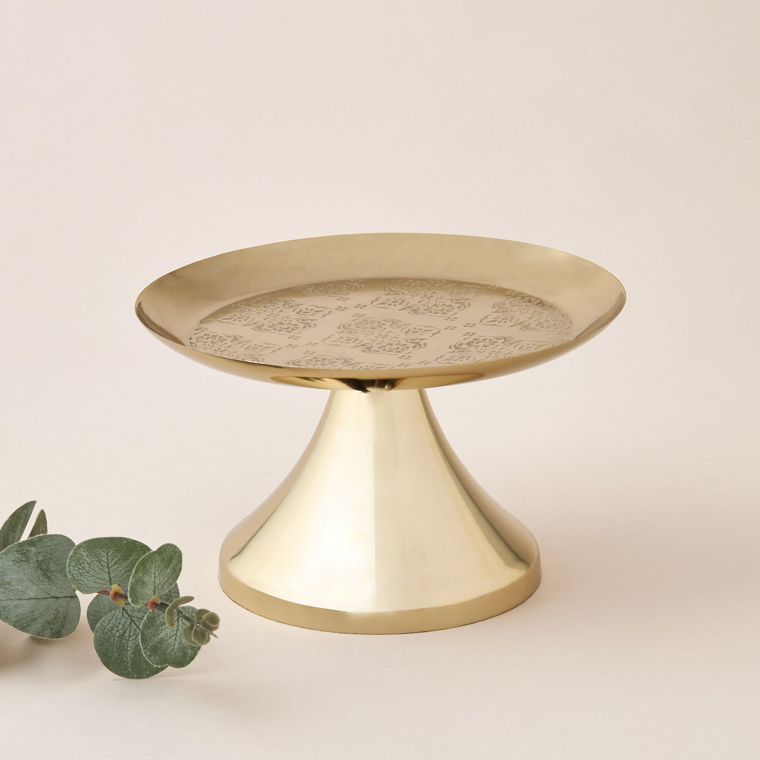Arabic Embossed Metal Cake Stand - 20 cms-household-dining-serveware-cakestands-image-1