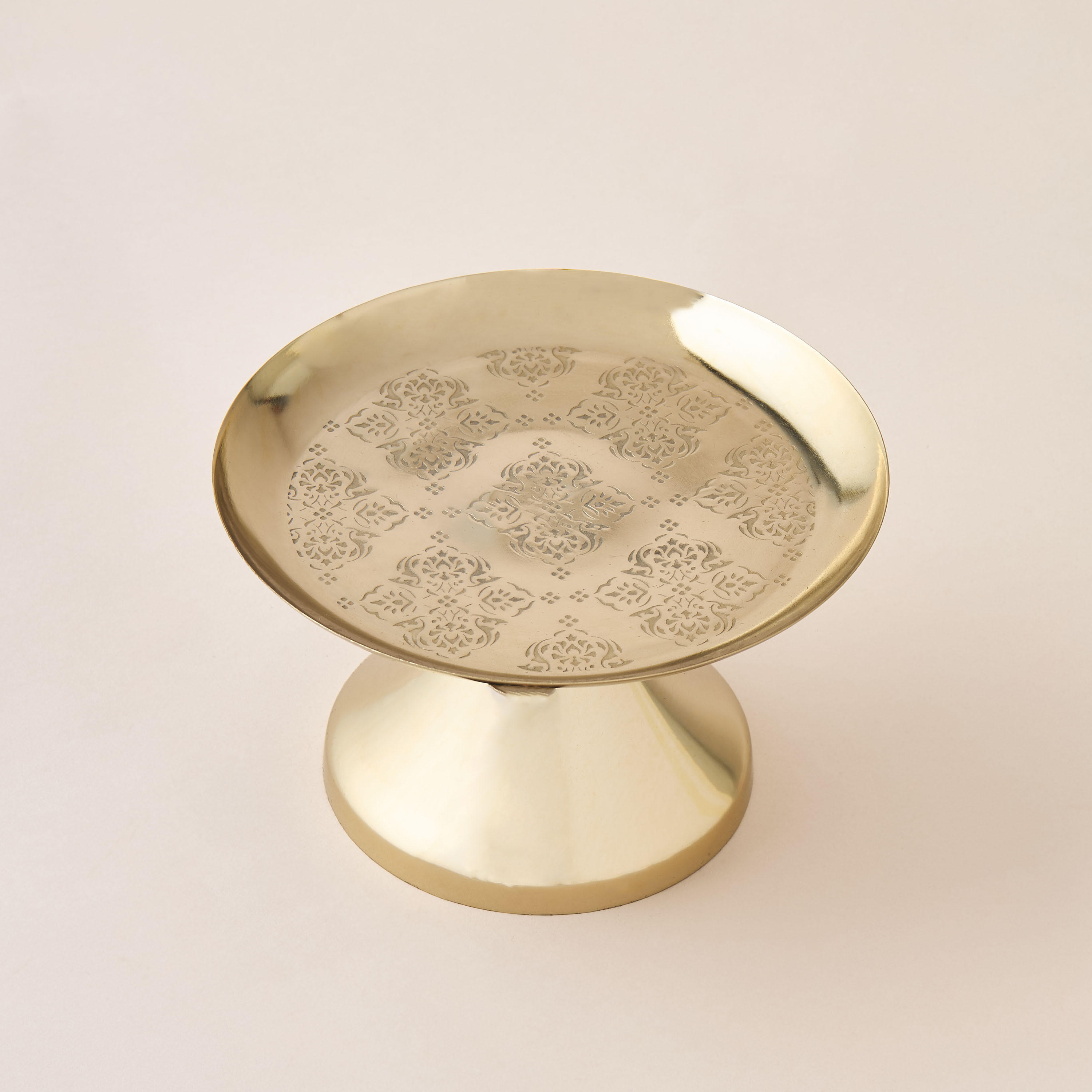 Arabic Embossed Metal Cake Stand - 20 cms-household-dining-serveware-cakestands-image-3