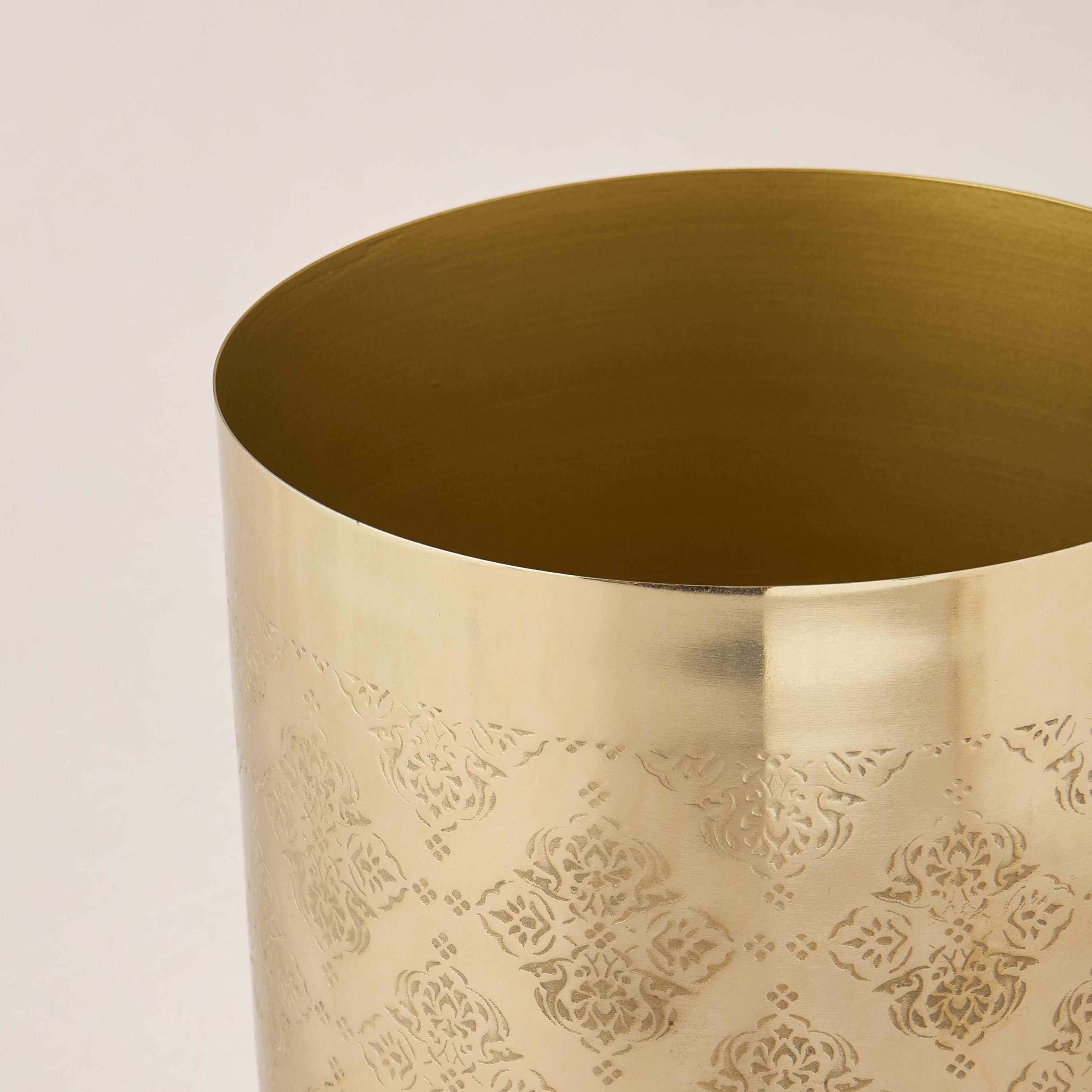 Arabic Embossed Metal Planter - 18x18x21 cms-household-gardenandoutdoor-potsandplanters-image-4