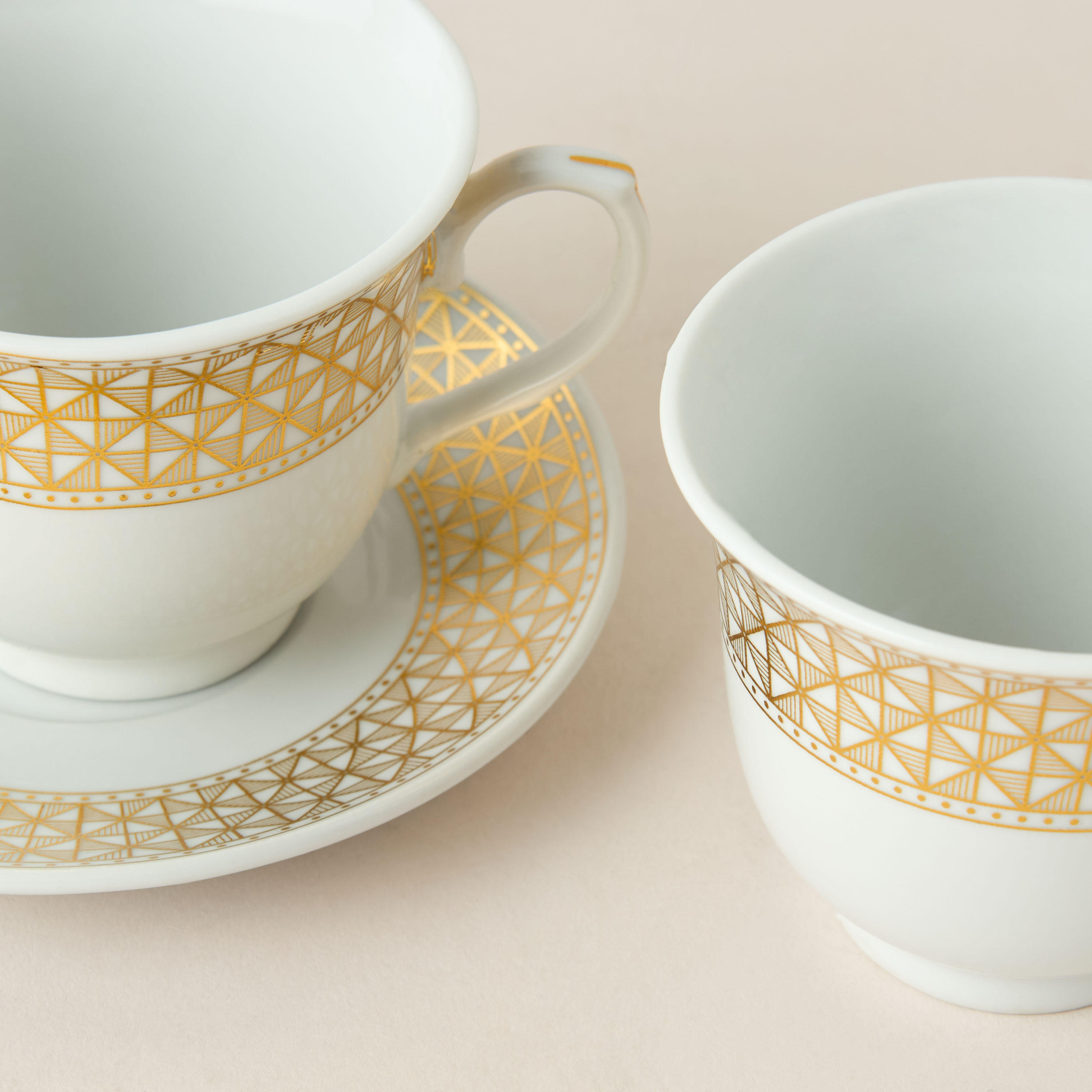 Linear Luxe Geometric Print 13-Piece Porcelain Cup and Saucer Set with Teapot-household-dining-teaandcoffee-teaandcoffeesets-image-8