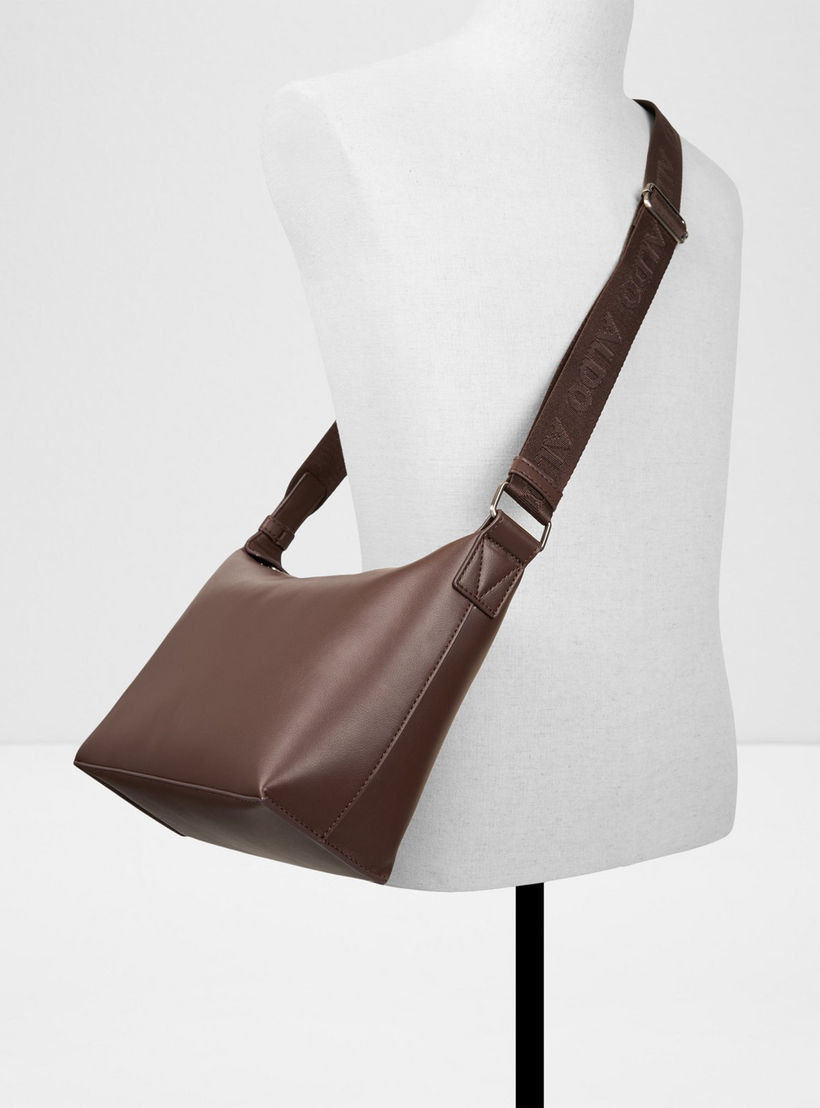 ألدو- شنطة كروس سادة ألدروود مع سحاب إغلاق وحزام قابل للتعديل-men-bags-image-4
