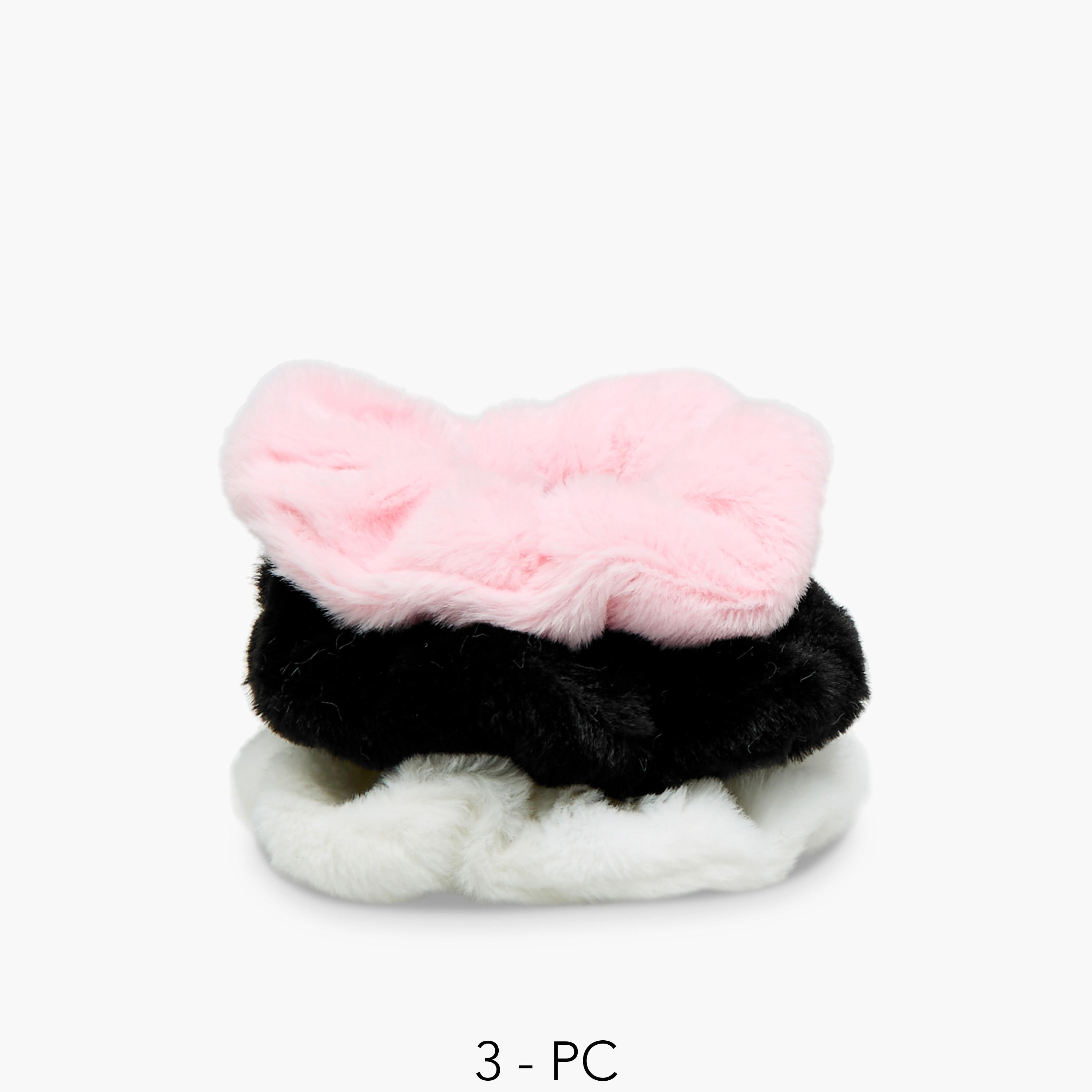 ربطات شعر فرو صناعي - طقم من 3 قطع-women-hairaccessories-scrunchies-image-1