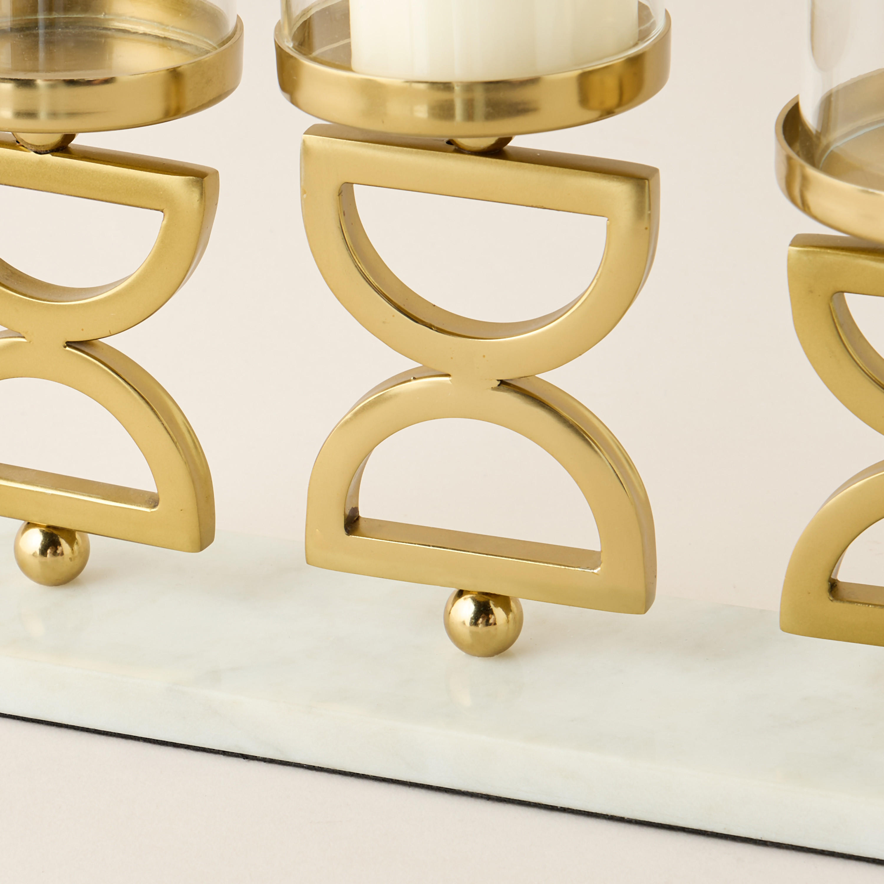 Gia Como 3-Pillar Candleholder - 18 cms-household-decor-candleholdersandlanterns-image-5
