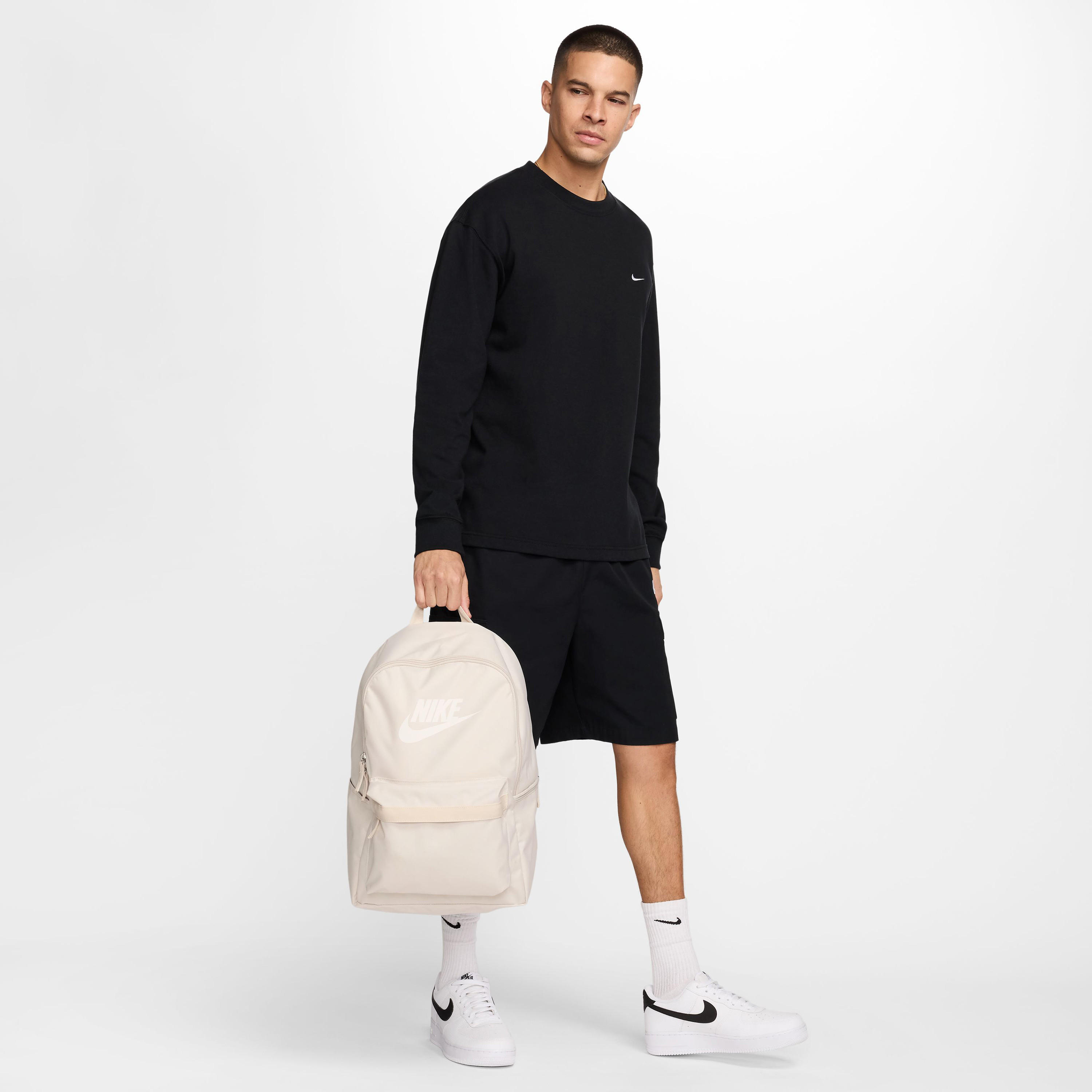Nike Heritage Backpack (25 L) - DC4244-104-school-bagsandbackpacks-backpacks-image-2
