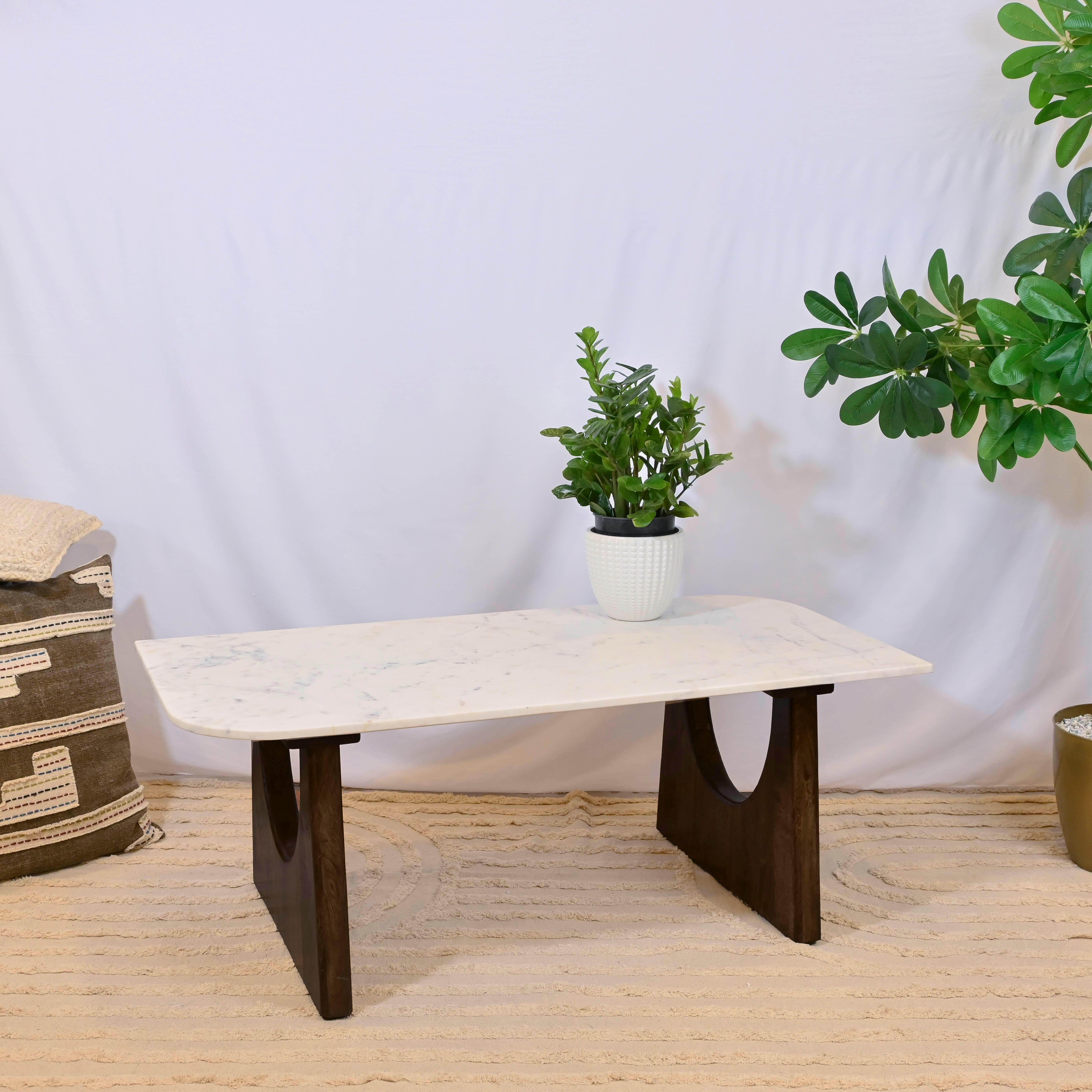 طاولة قهوة بسطح رخام صنعت بواسطة لايف ستايل-furniture-livingroom-sideandendtables-image-1