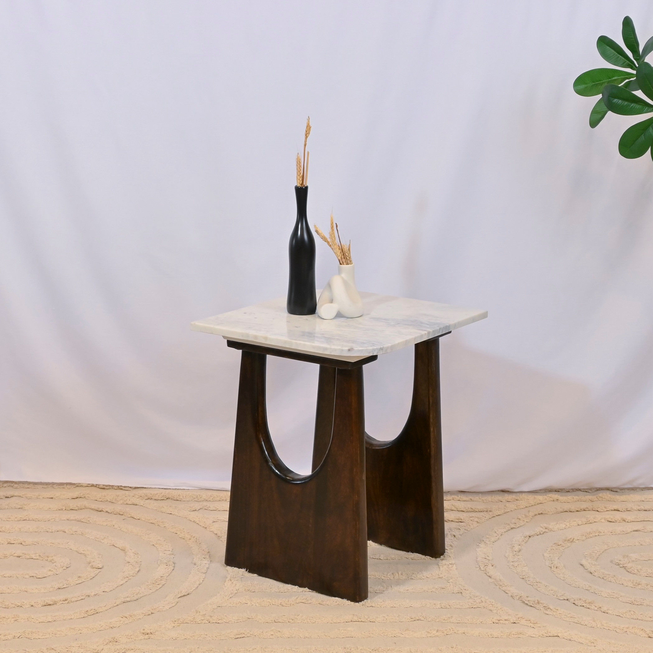 طاولة زينة بسطح رخام صنعت بواسطة لايف ستايل-furniture-livingroom-sideandendtables-image-1