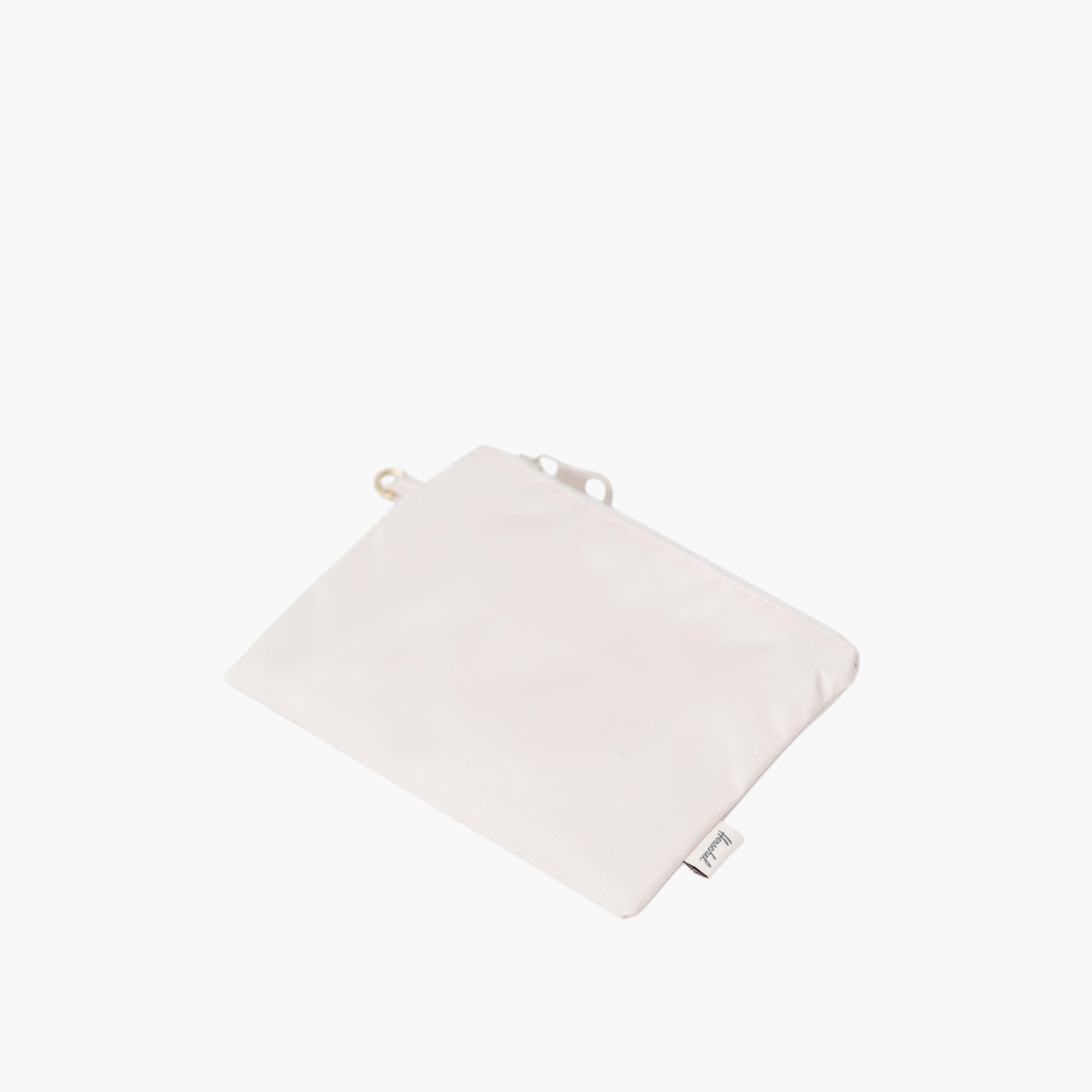 شنطة كتف سادة بحزام قابل للتعديل من هيرشل سبلاي كو-women-bagsandwallets-handbags-image-3