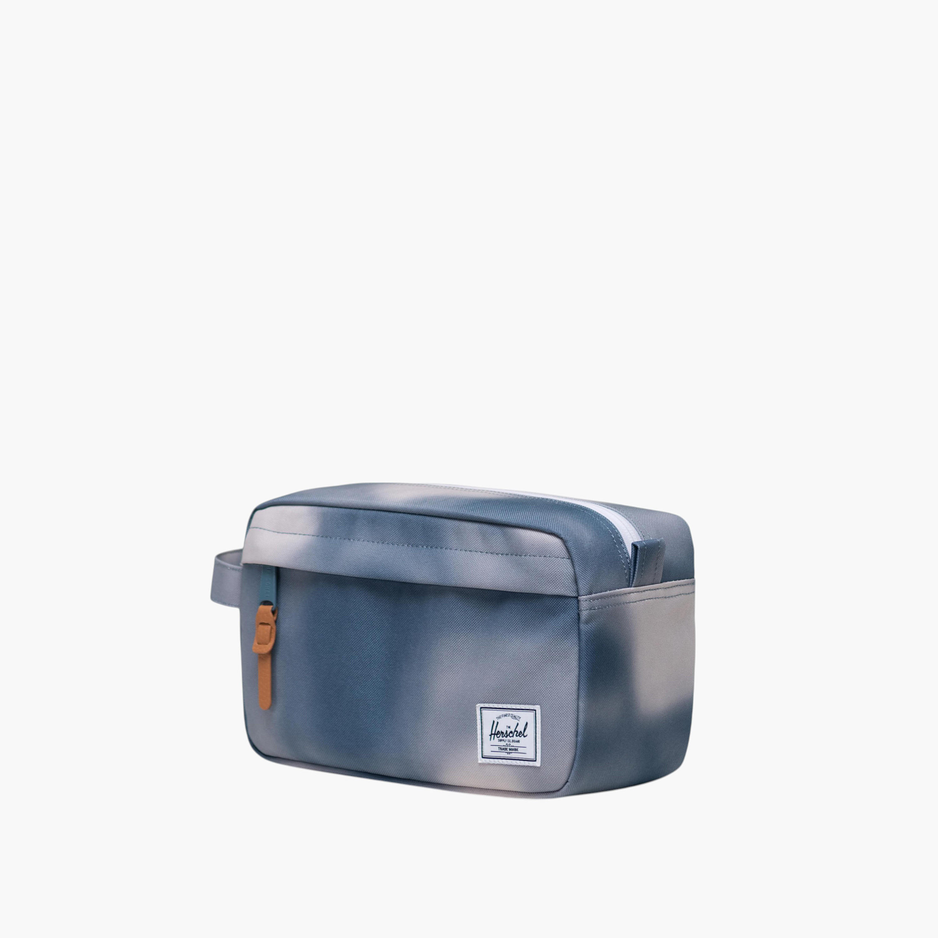 Herschel Supply Co Printed Travel Pouch with Zip Closure-women-watchesandjewellery-jewellery-storage-image-2