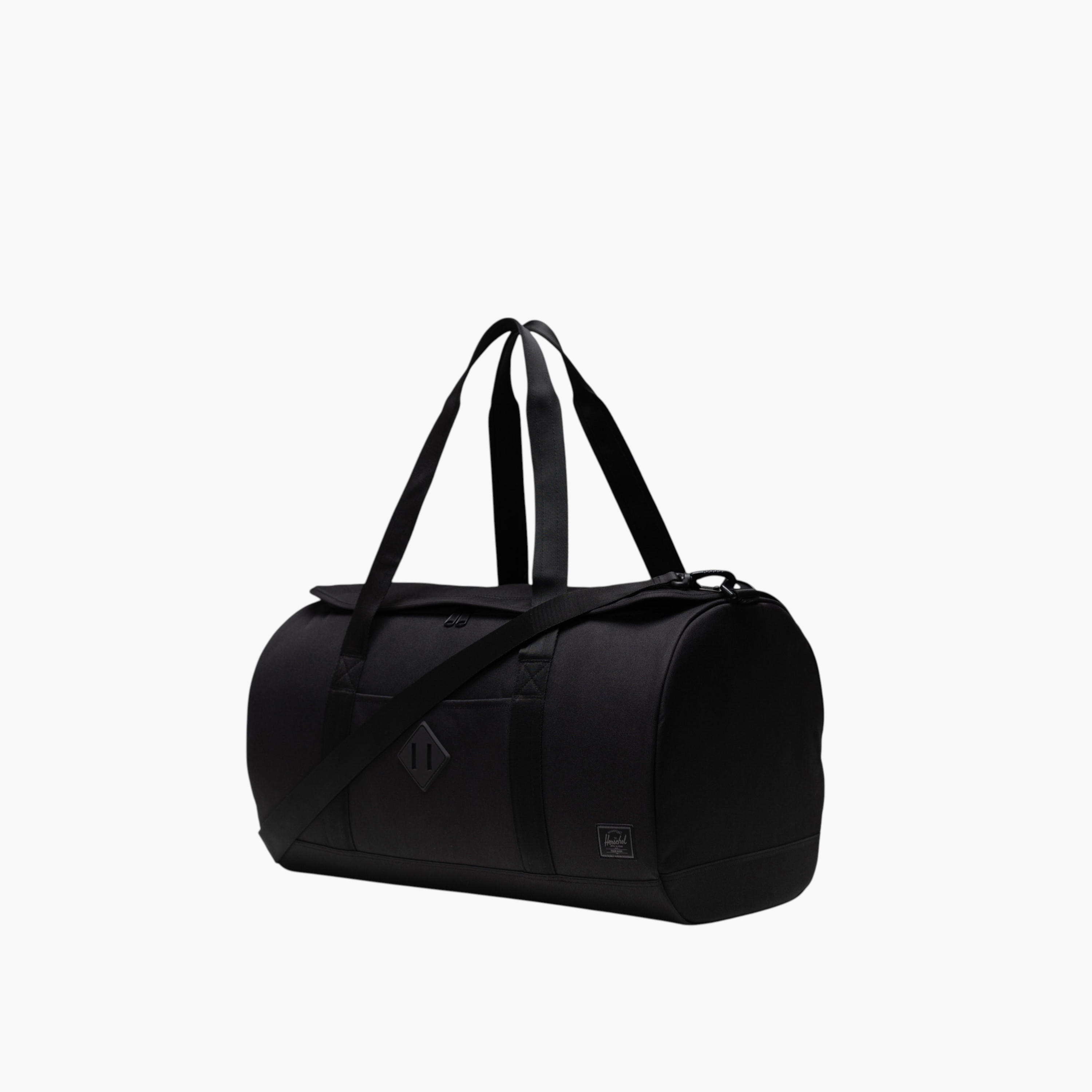 شنطة دافل سادة بمقبض مزدوج من هيرشل سابلاي-travel-luggagesandbags-dufflebags-image-1