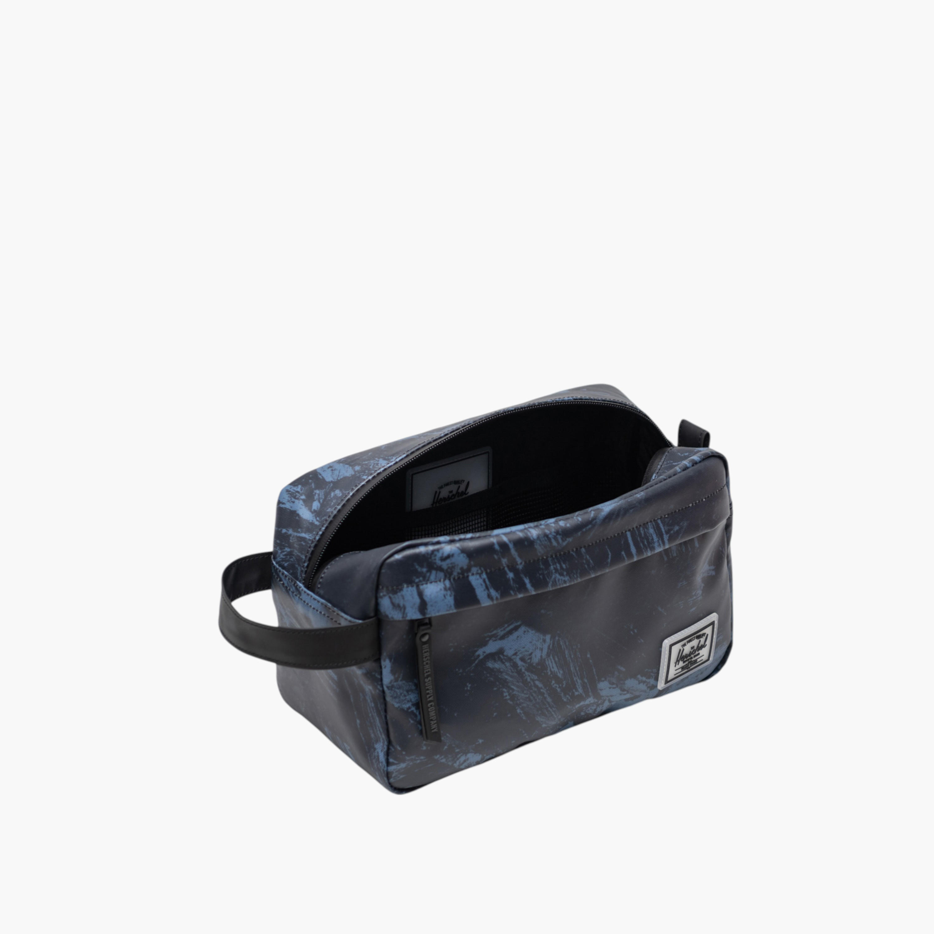 Herschel Supply Co Printed Travel Kit with Zip Closure-women-watchesandjewellery-jewellery-storage-image-3