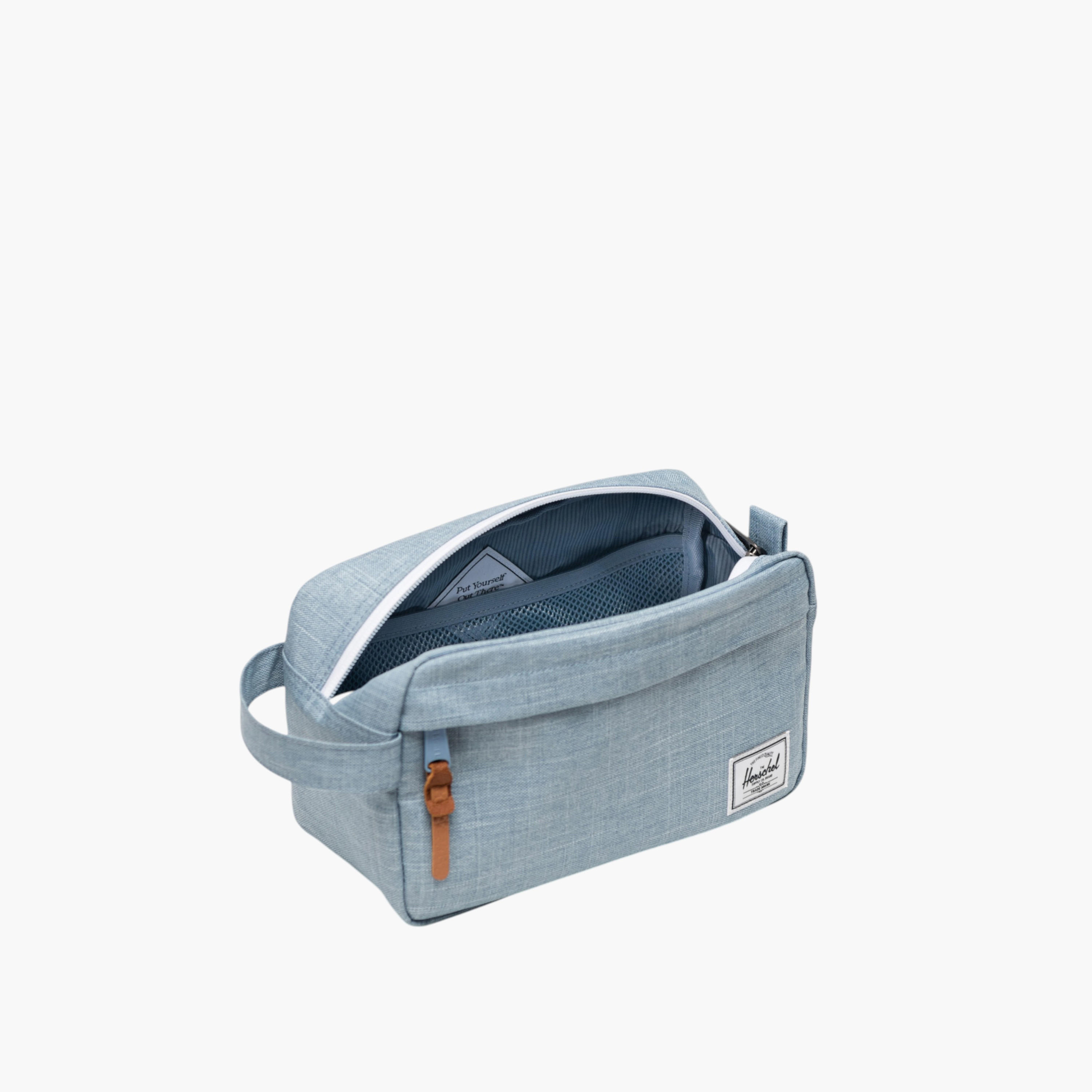Herschel Supply Co Solid Pouch with Zip Closure-women-watchesandjewellery-jewellery-storage-image-3