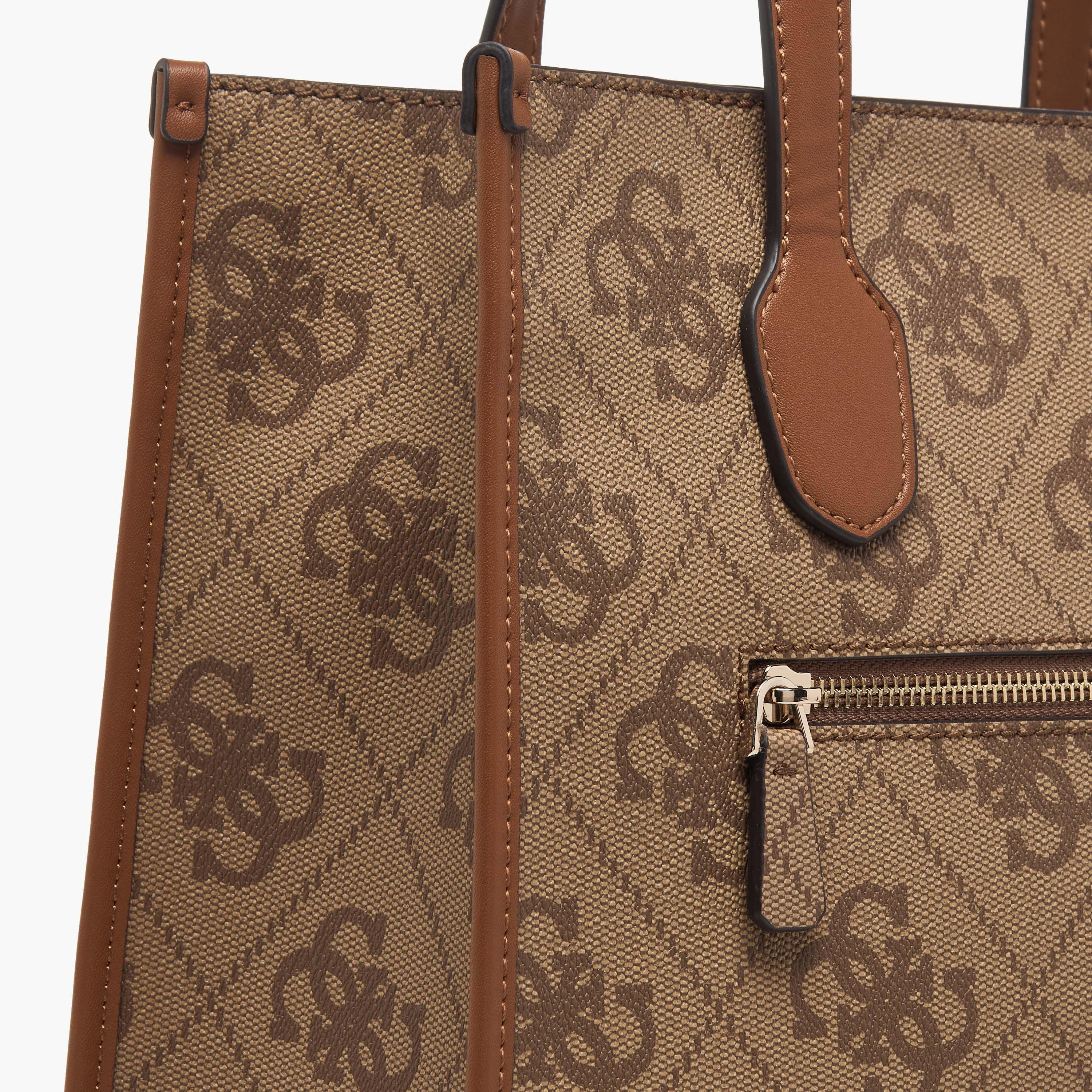 شنطة توتي بتصميم مونوجرام وحزام قابل للفصل من جيس-women-bagsandwallets-handbags-image-5