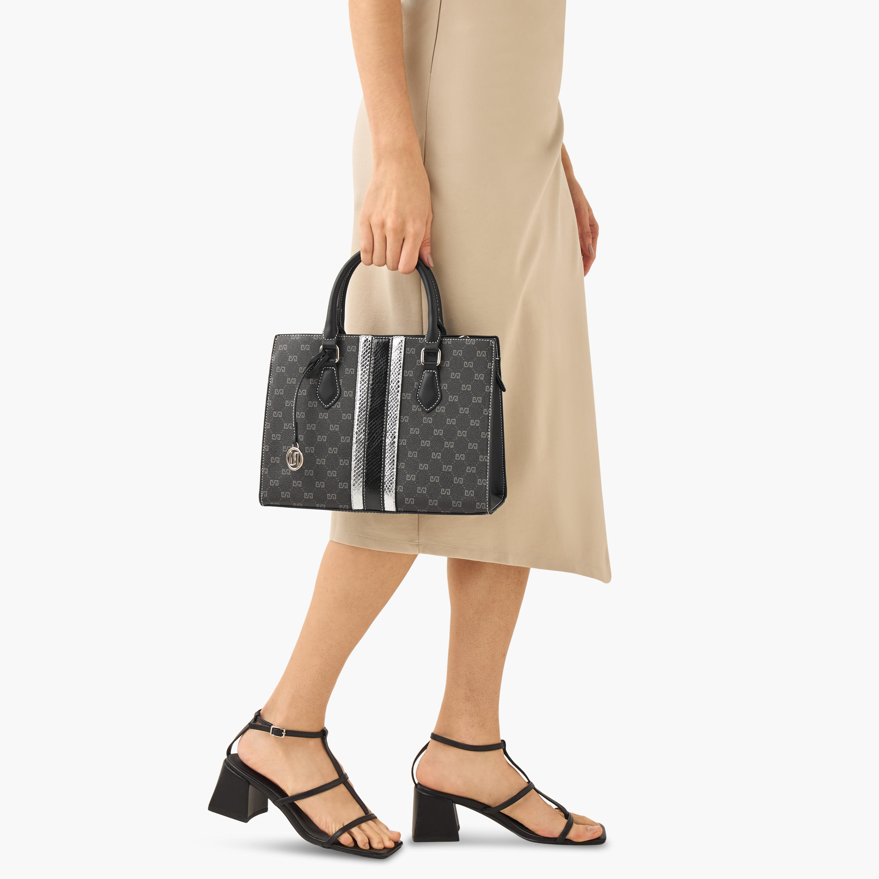 شنطة توتي بحزام قابل للفصل وطبعات مونوجرام تيا من ساشا-women-bagsandwallets-handbags-image-8