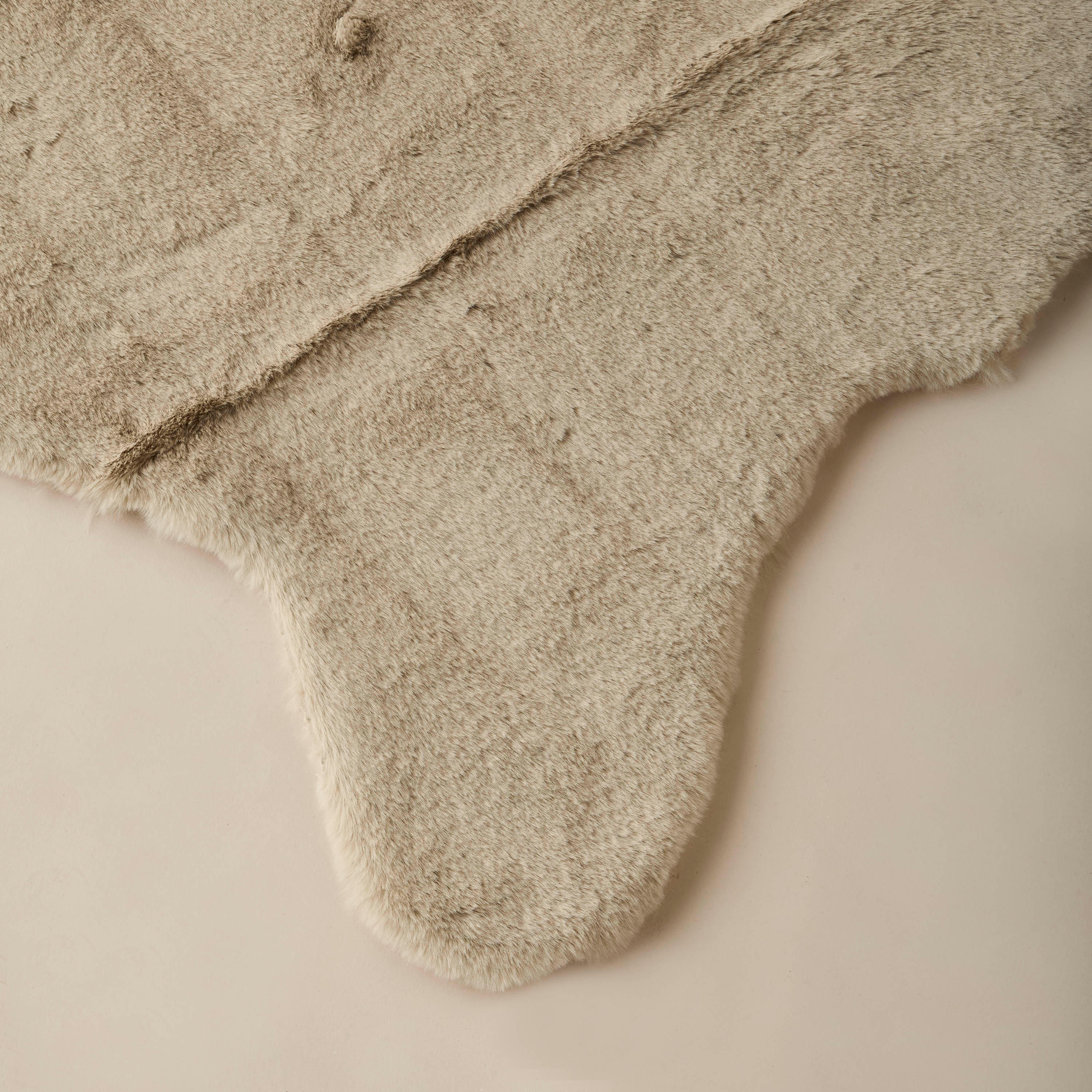 Faux Fur Rug - 90x120 cms-household-rugsandcarpets-rugs-image-3