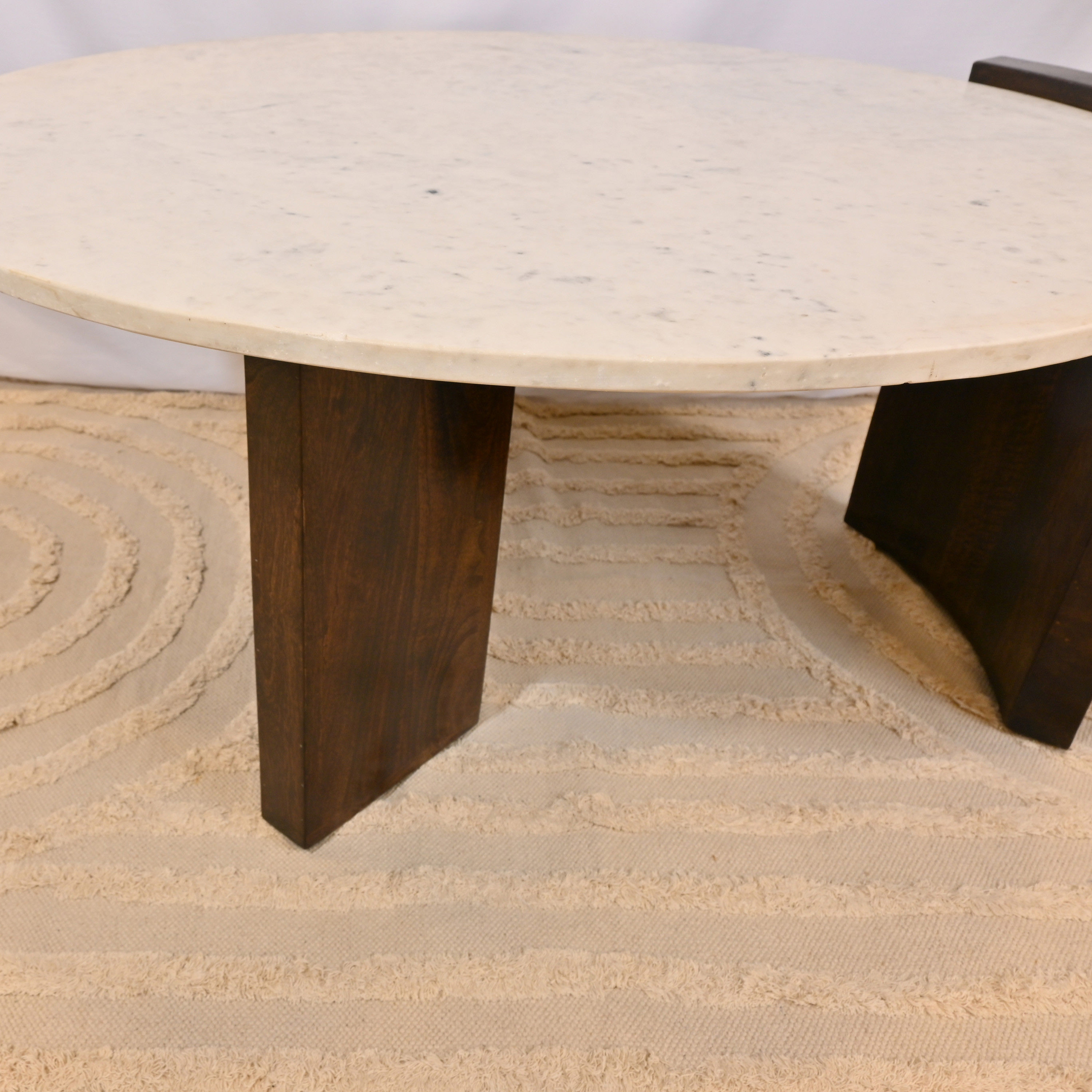 طاولة قهوة مستديرة بسطح خشبي من لايف ستايل - 45×55 سم-furniture-livingroom-coffeetables-image-5