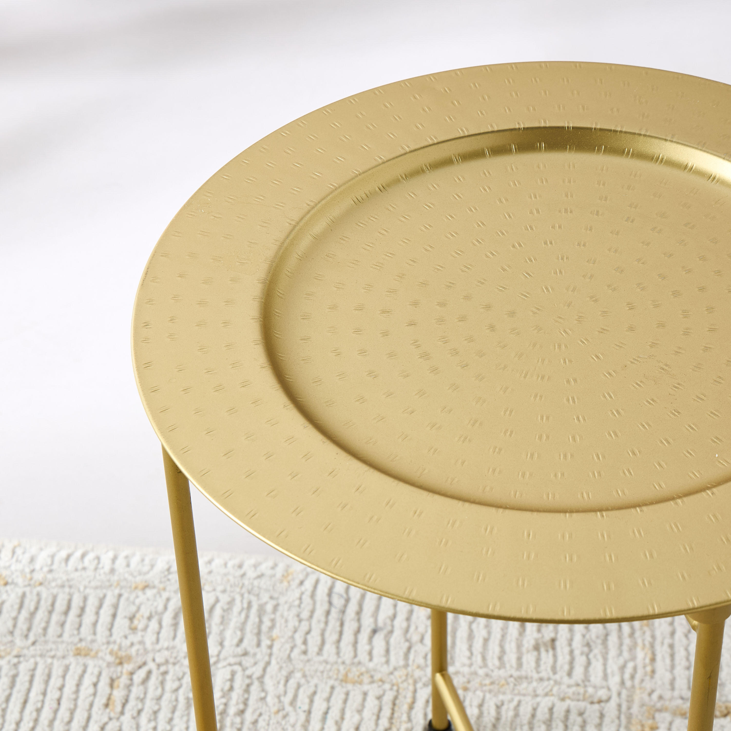 طاولة جانبية مستديرة بارزة الملمس - 36x46 سم-furniture-livingroom-sideandendtables-image-4
