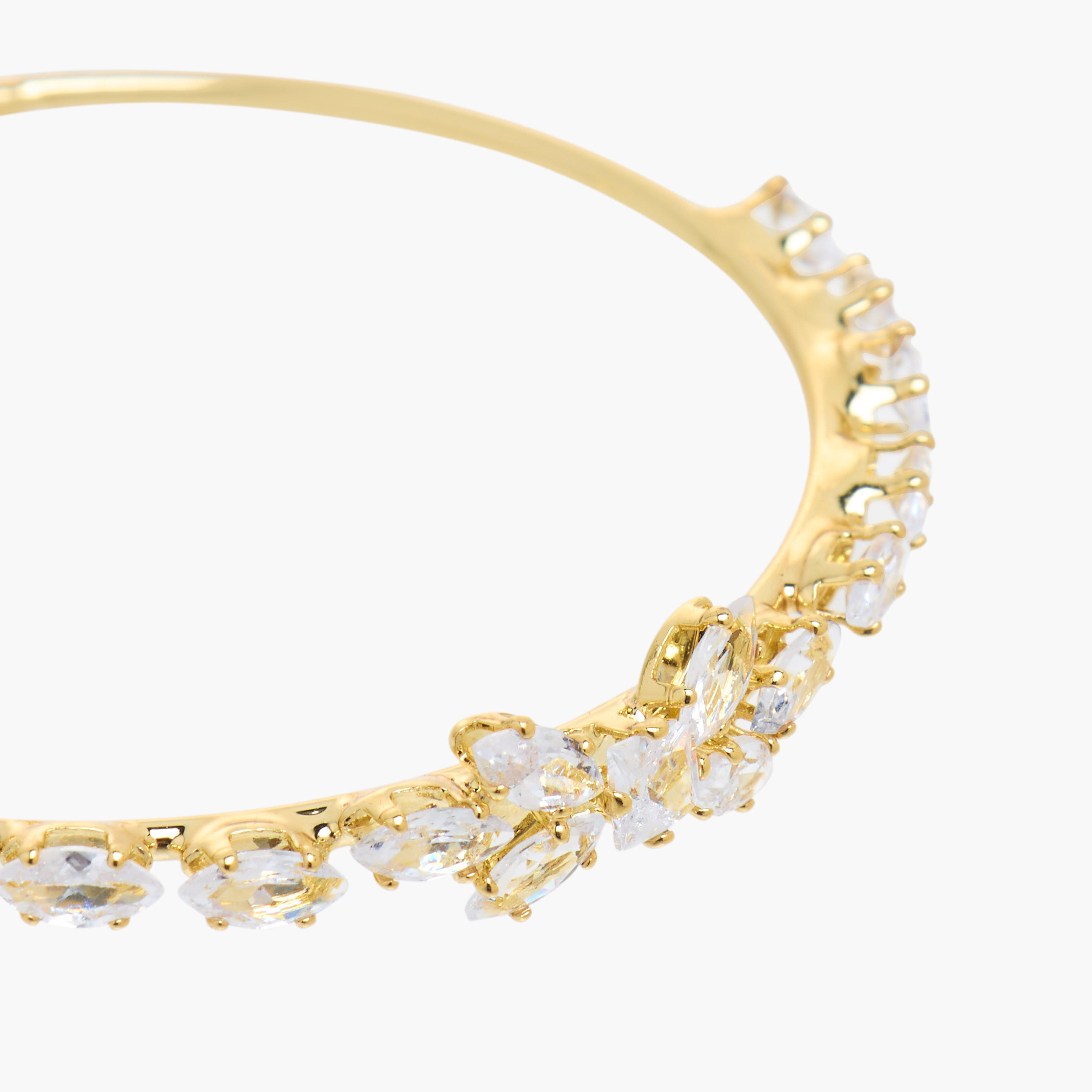 سوار معدن مرصع بالكريستال-women-watchesandjewellery-jewellery-banglesandbracelets-image-3
