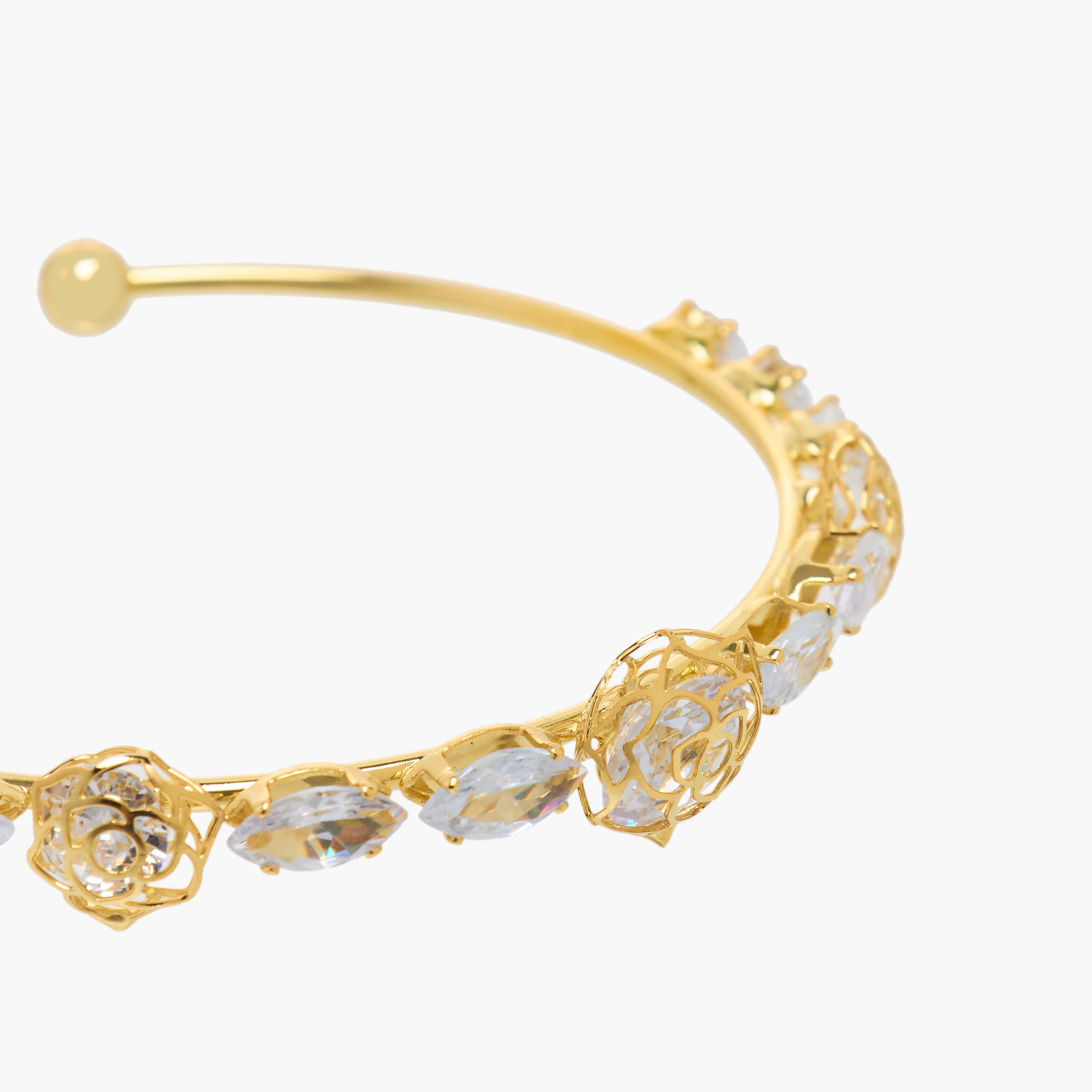 Metal Embellished Cuff Bracelet-women-watchesandjewellery-jewellery-banglesandbracelets-image-3