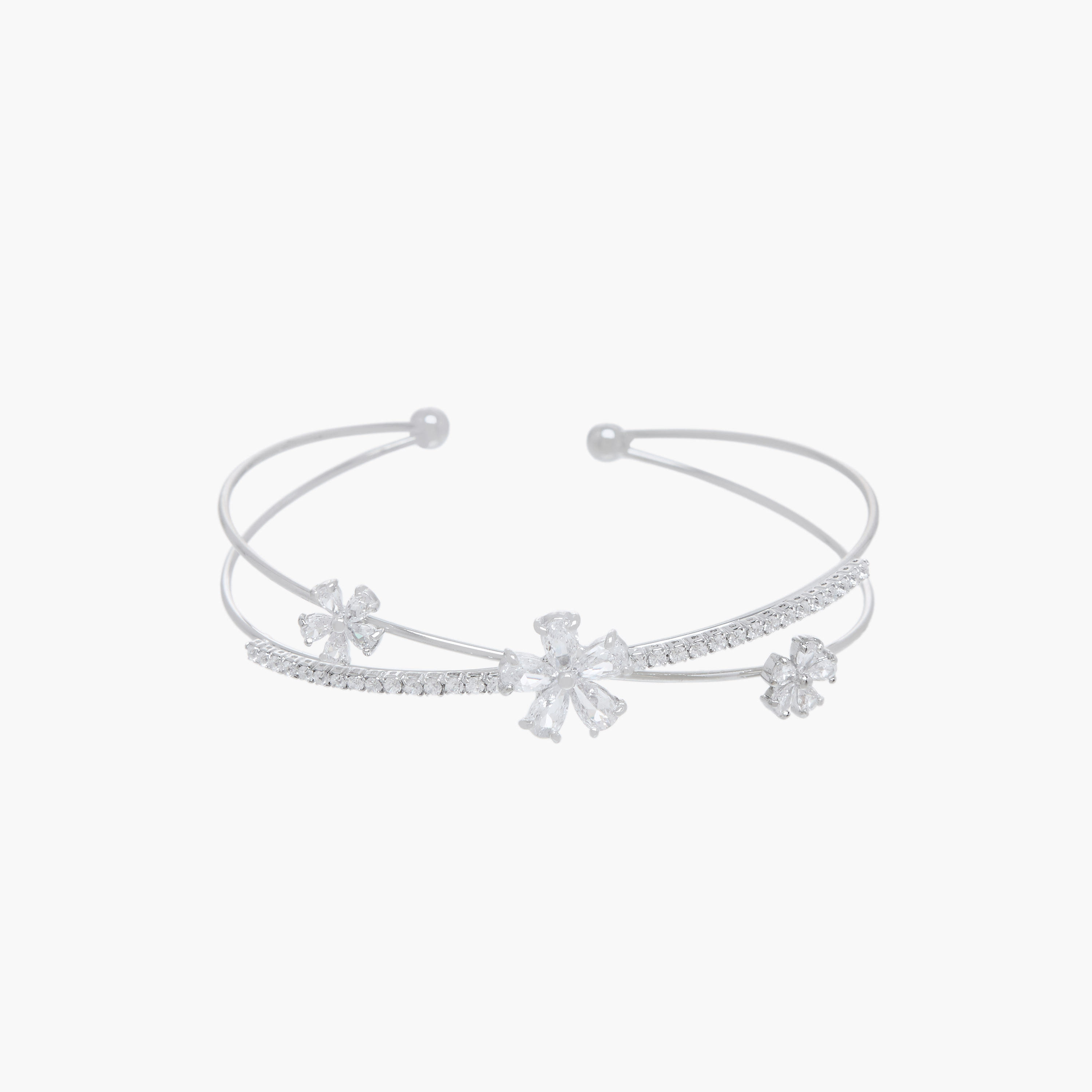 سوار فضي مزيّن بأحجار زيركون-women-watchesandjewellery-jewellery-banglesandbracelets-image-1