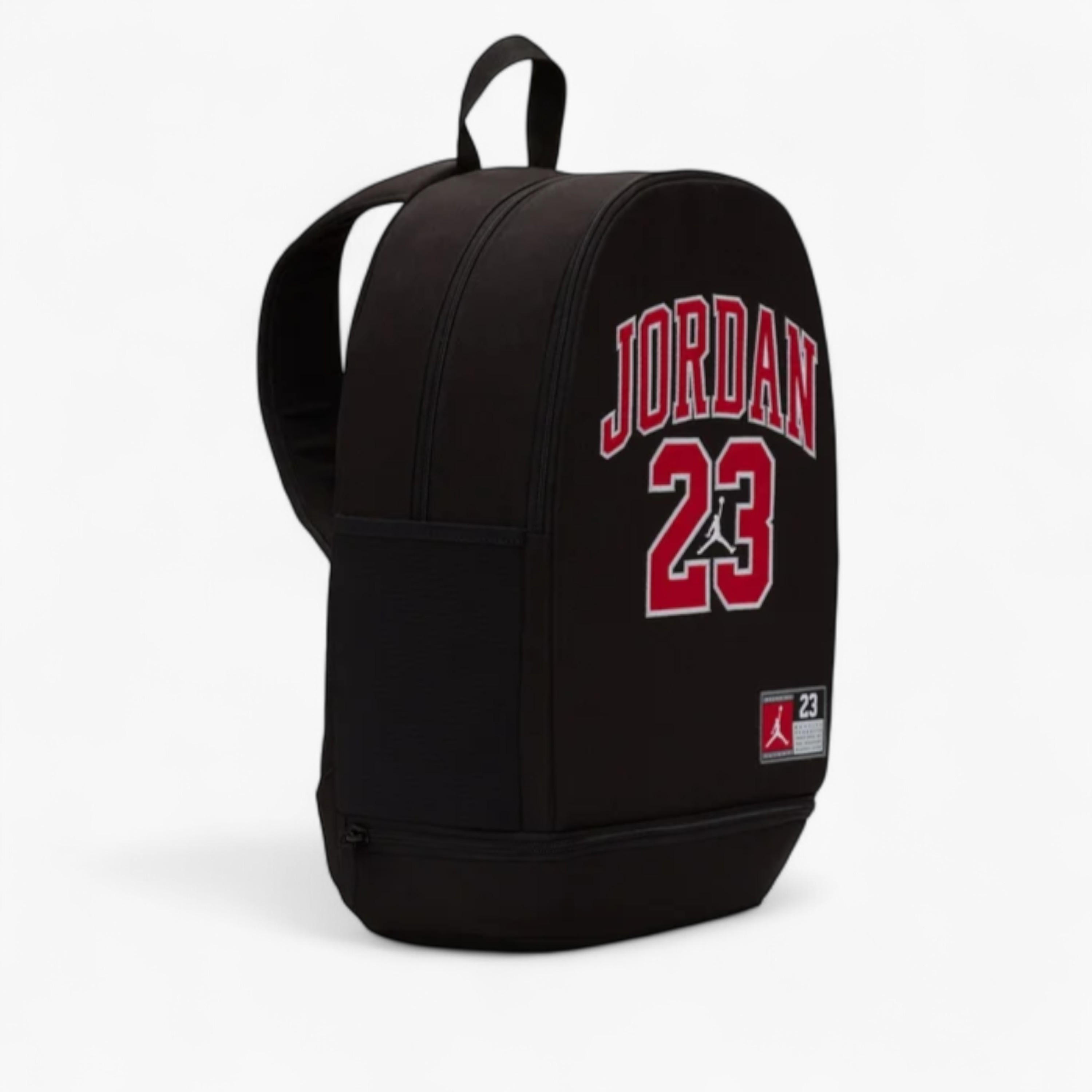 شنطة ظهر جوردان جيرسي من نايك - 9A0780-023-school-bagsandbackpacks-backpacks-image-2