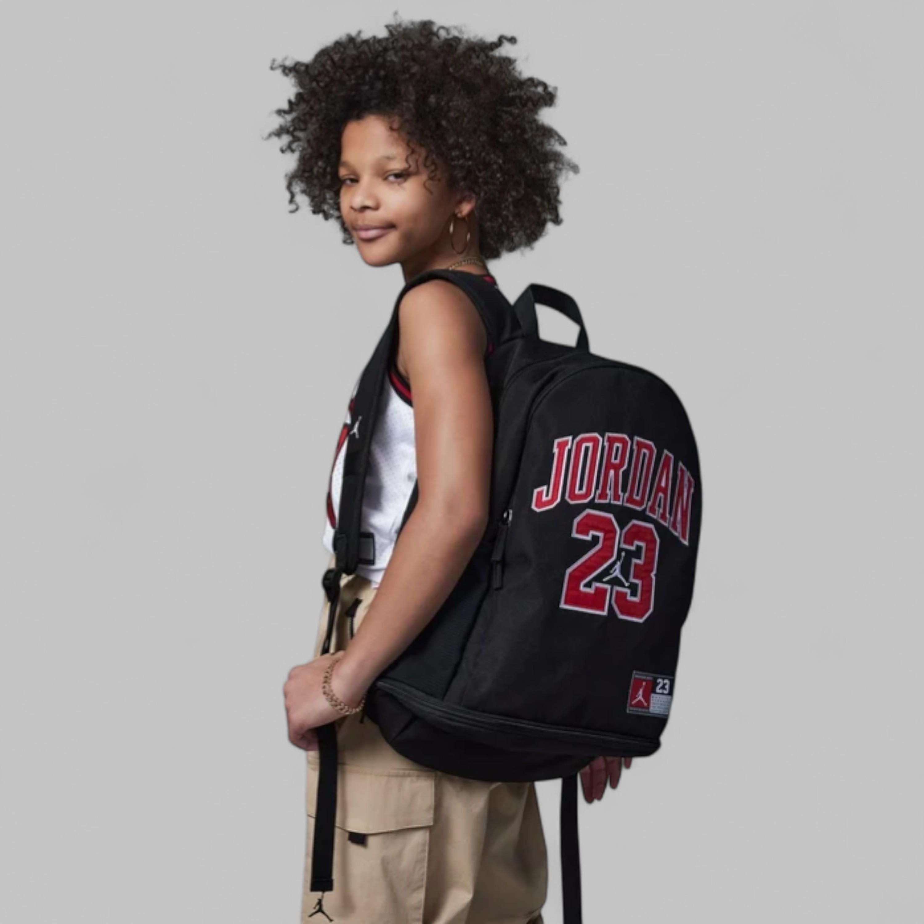 شنطة ظهر جوردان جيرسي من نايك - 9A0780-023-school-bagsandbackpacks-backpacks-image-5
