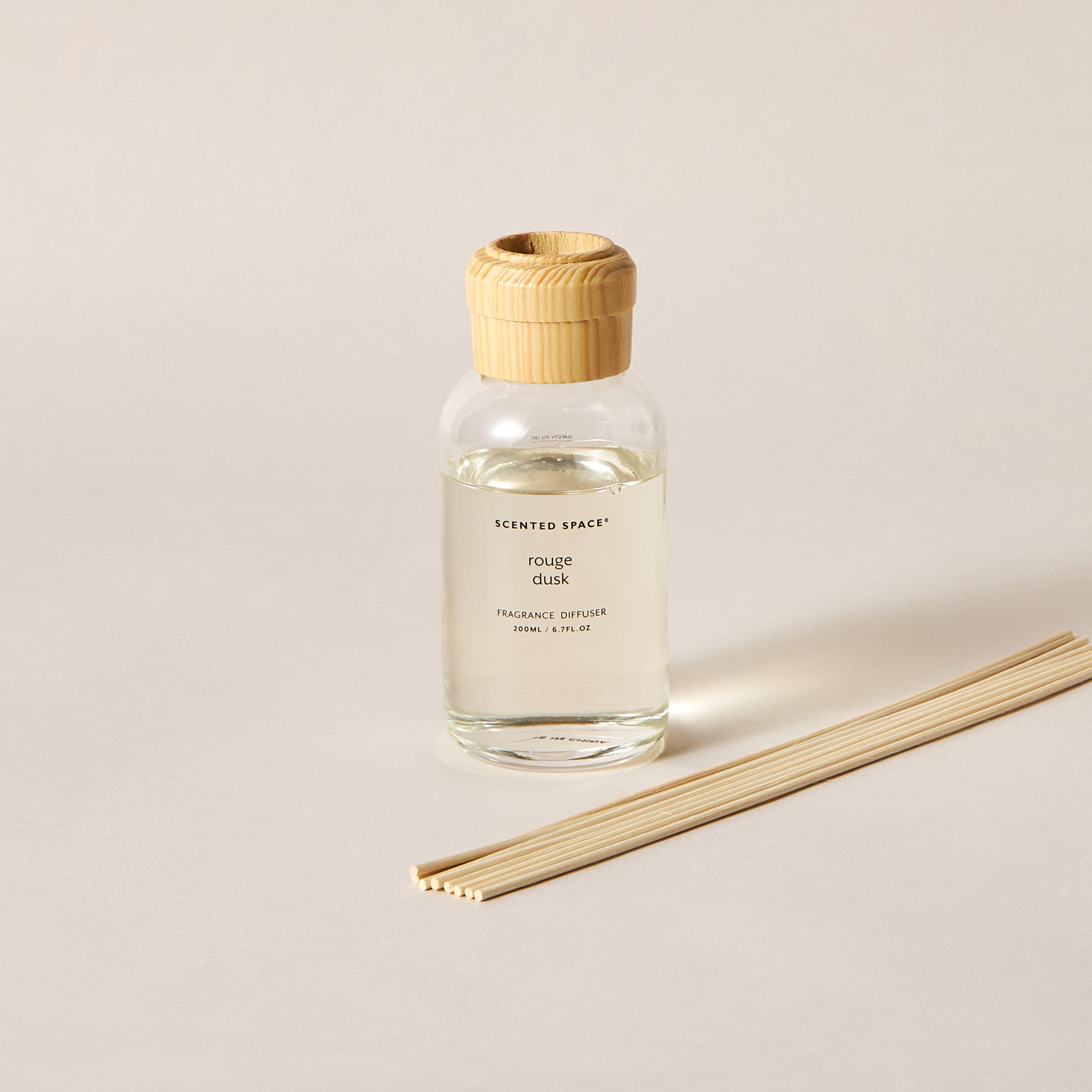 Scented Space Amberian Woods Reed Diffuser - 200 ml-household-homefragrance-reeddiffusers-image-4