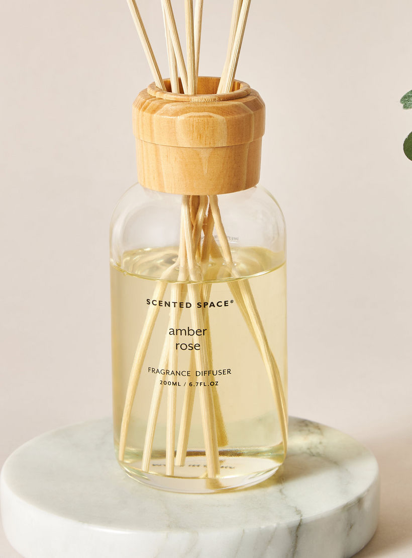 Scented Space Amberian Woods Reed Diffuser - 200 ml-household-homefragrance-reeddiffusers-image-2