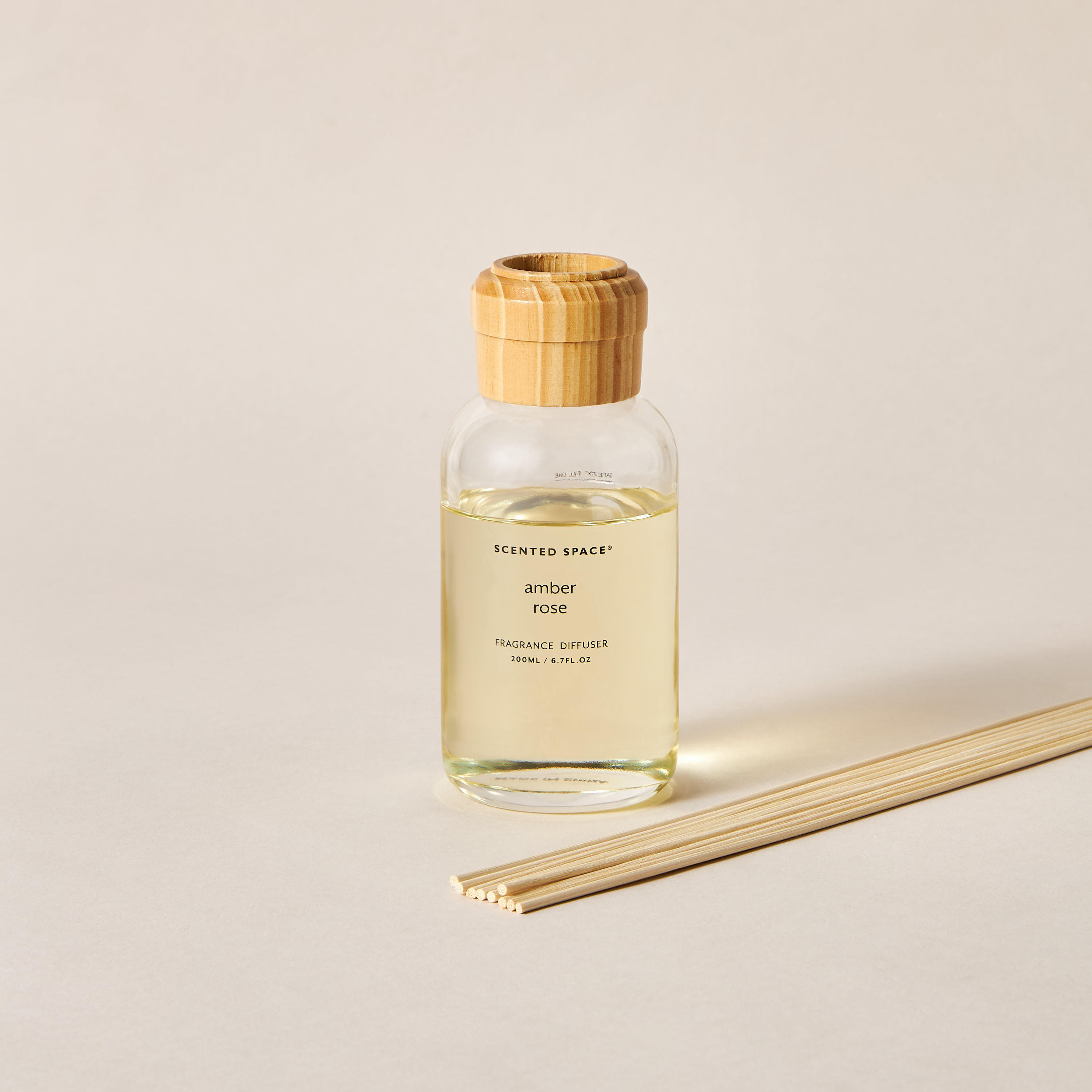 Scented Space Amberian Woods Reed Diffuser - 200 ml-household-homefragrance-reeddiffusers-image-3