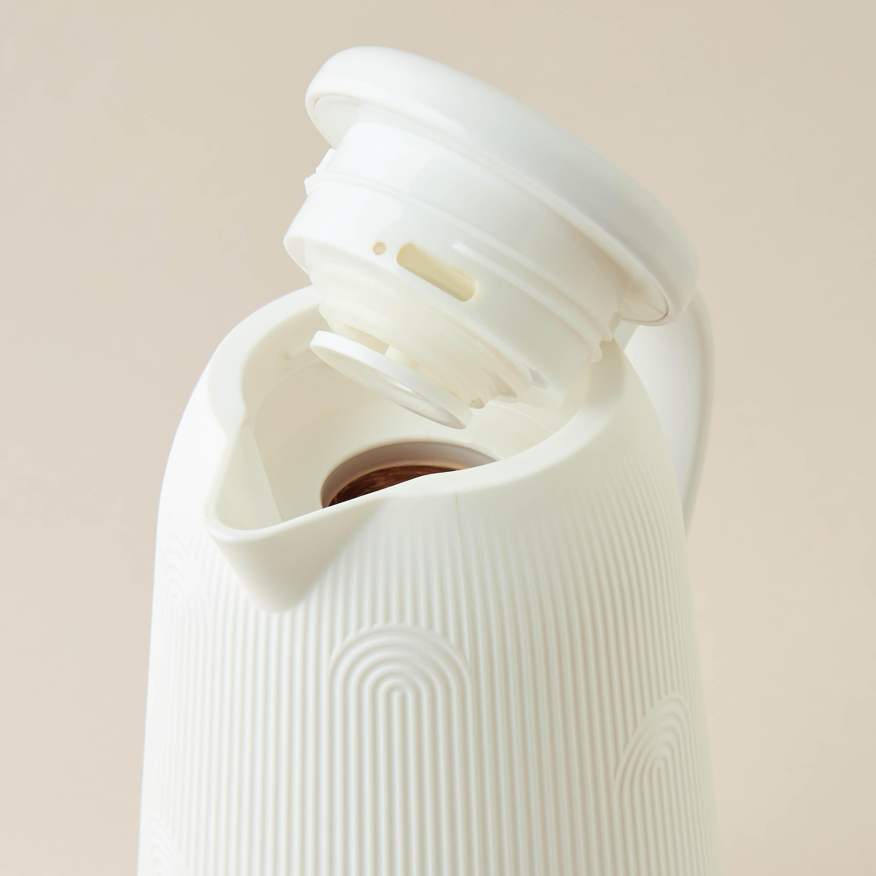 Ribbed Thermal Vacuum Flask - 1 L-household-dining-teaandcoffee-vacuumflaskscoffeeandteapots-image-4