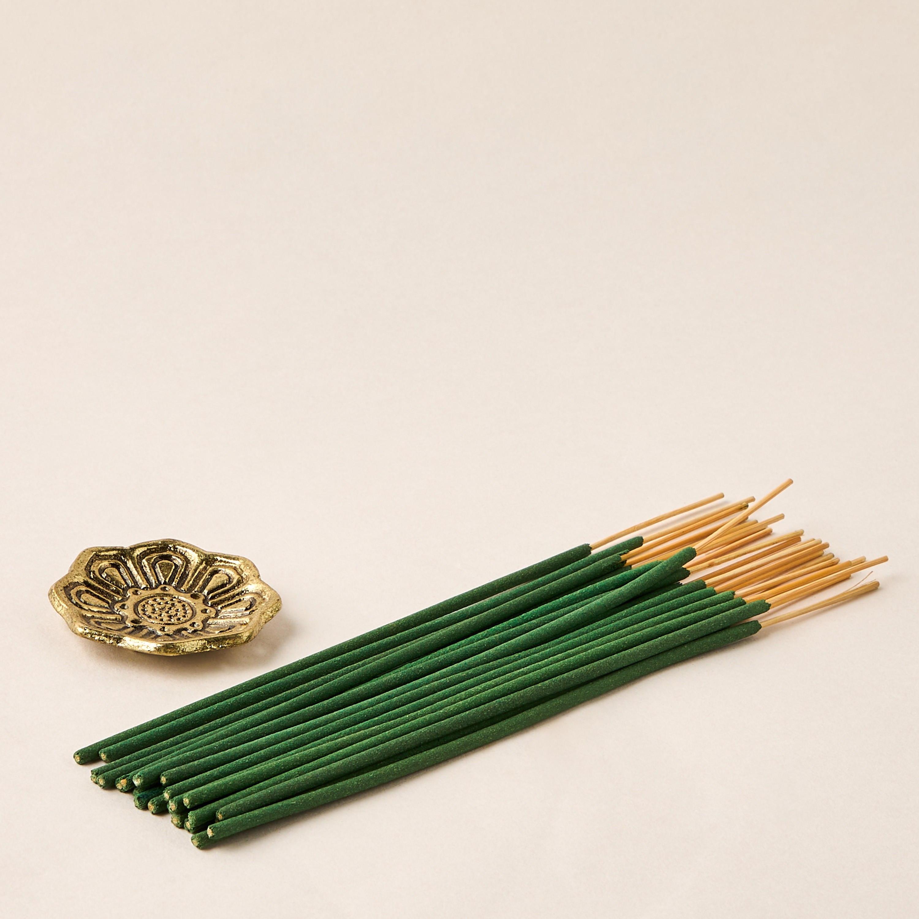 Golden Souk 24-Piece Oud Drift Incense Stick Set-household-homefragrance-potpourri-image-1