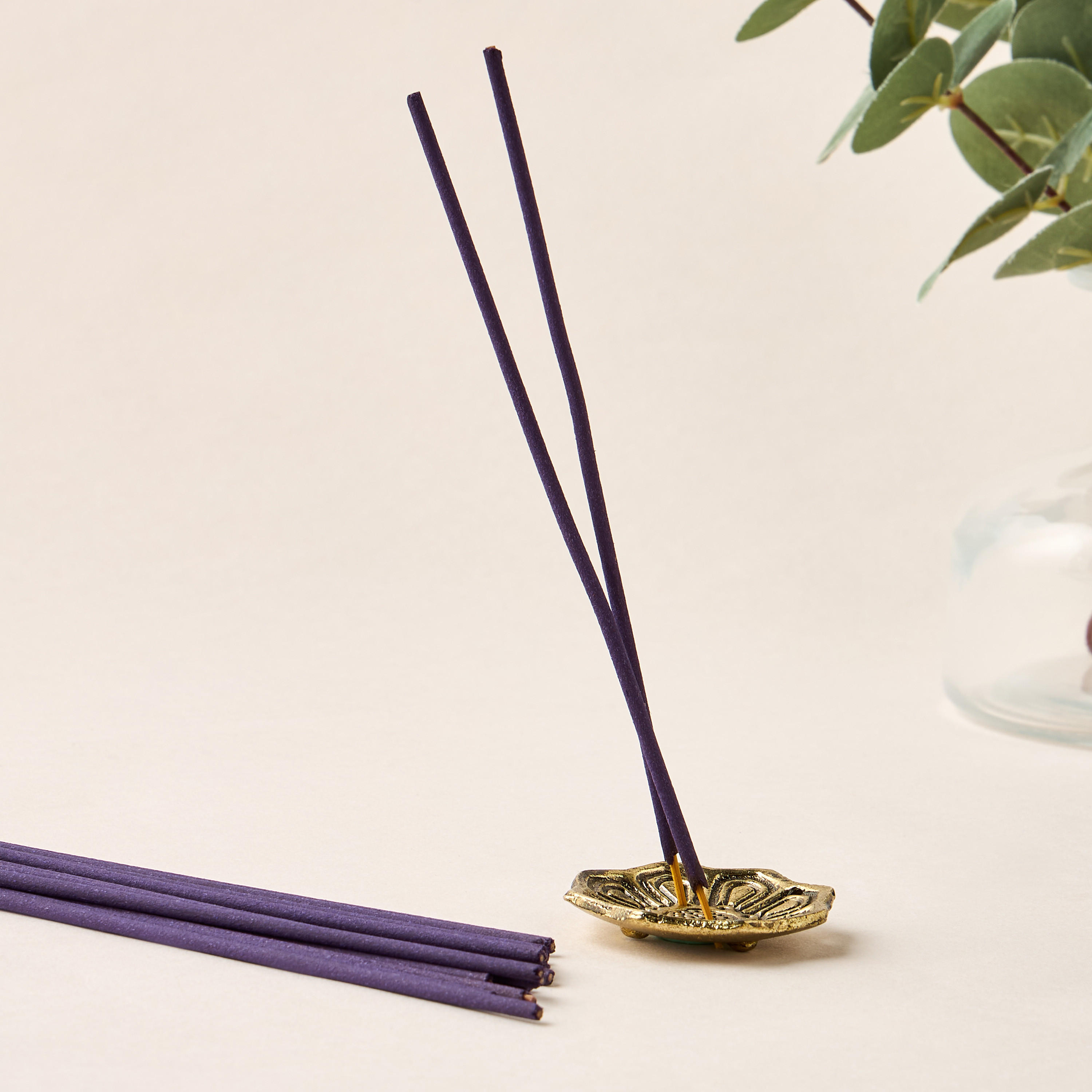 Golden Souk 24-Piece Oud Drift Incense Stick Set-household-homefragrance-potpourri-image-5