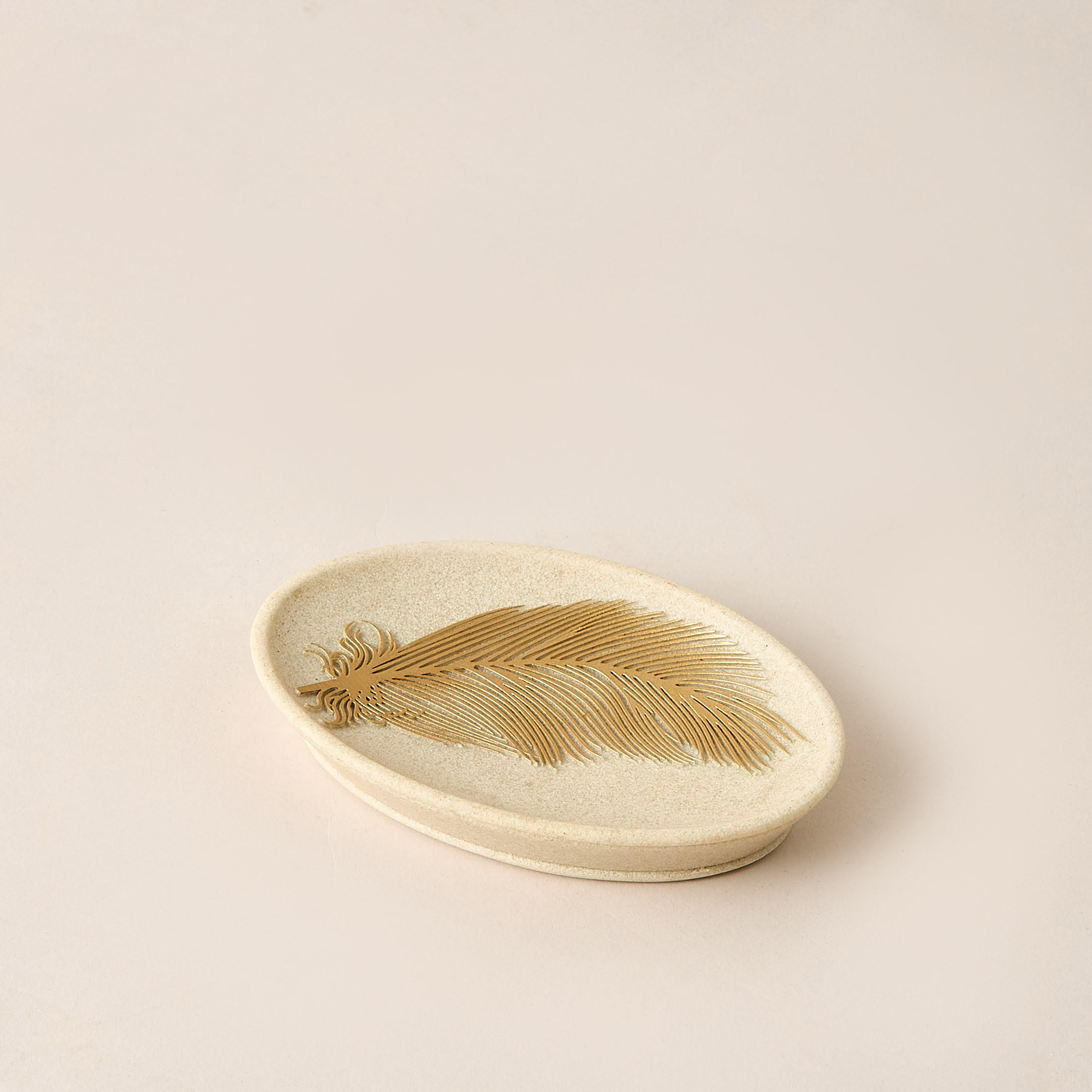 Gold Leaf Polyresin Soap Dish-household-bathandlaundry-bathaccessories-soapdishesanddispensers-image-3
