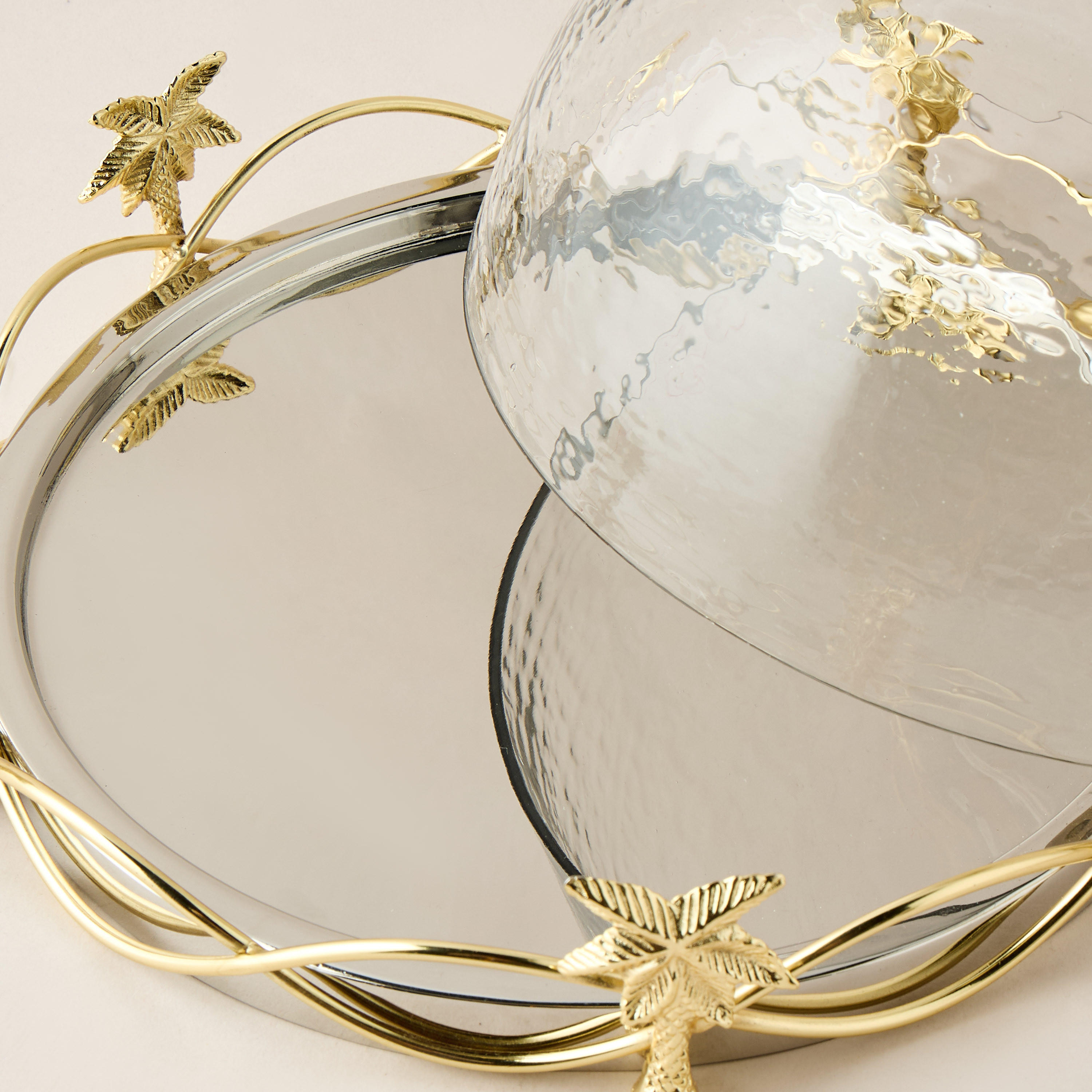 Nakhla Cake Serving Tray with Dome Lid - 31 cms-household-dining-serveware-servingplatters-image-3
