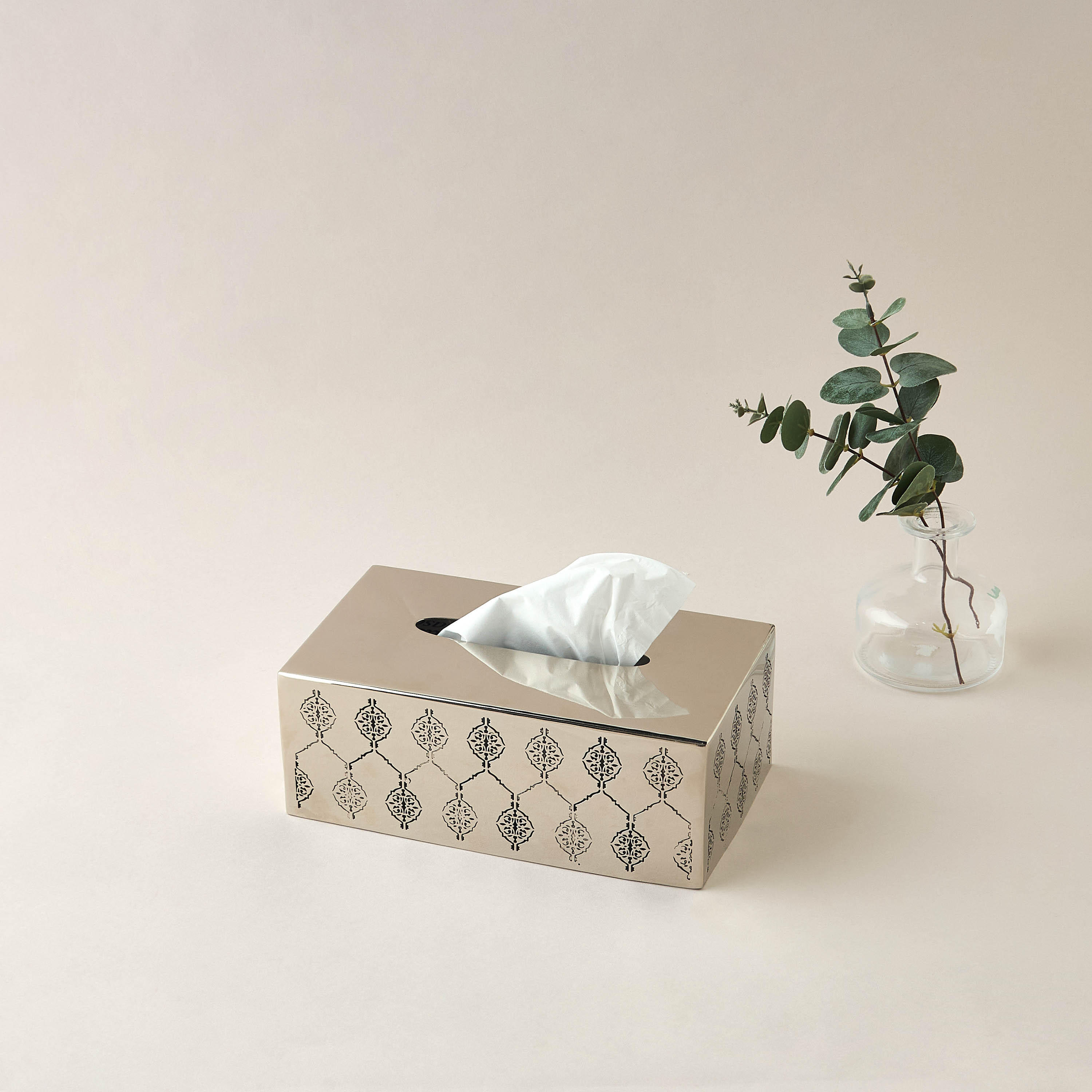 Marakkech Cutout Detail Tissue Holder-household-bathandlaundry-bathaccessories-tissueboxesandcottonjars-image-1