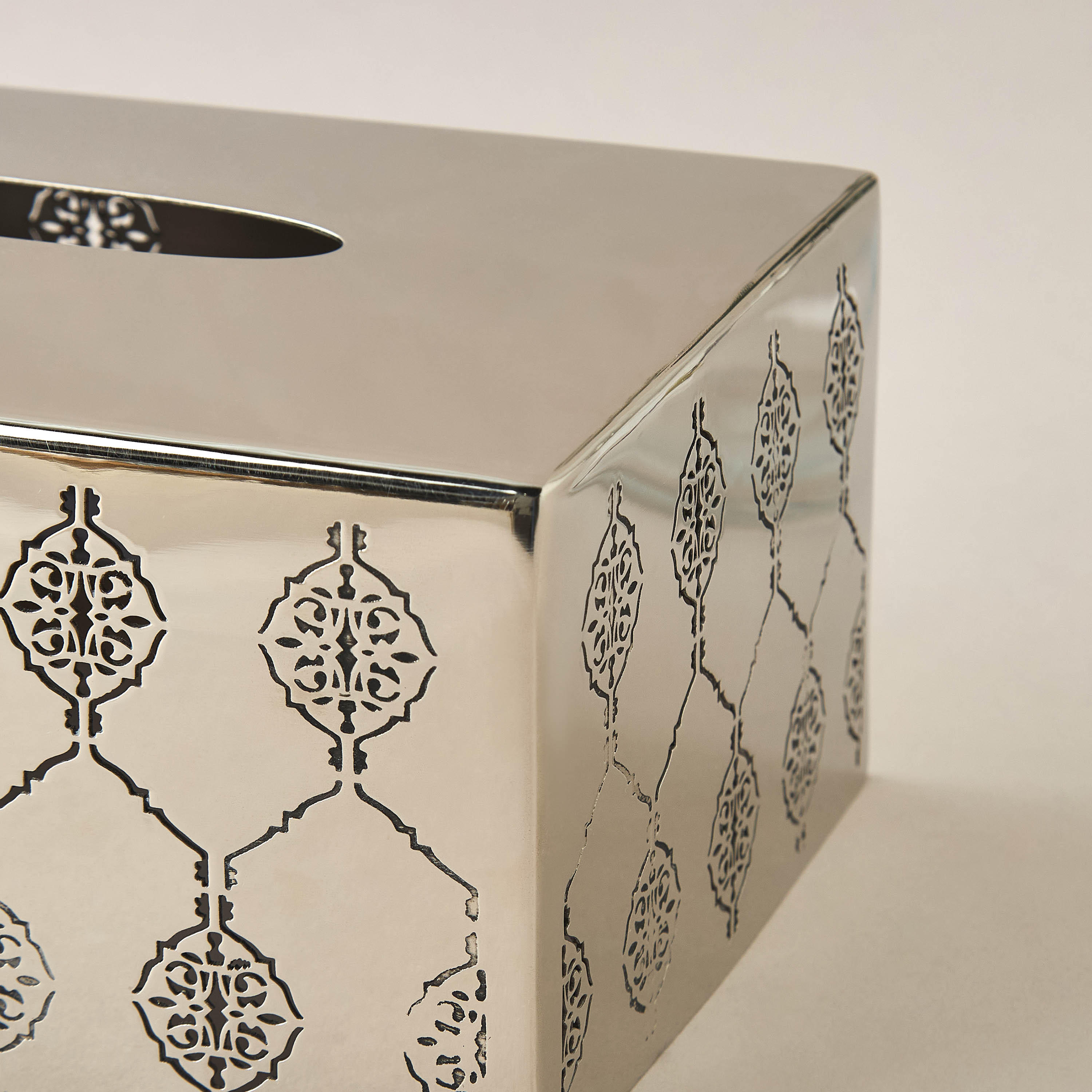 Marakkech Cutout Detail Tissue Holder-household-bathandlaundry-bathaccessories-tissueboxesandcottonjars-image-3