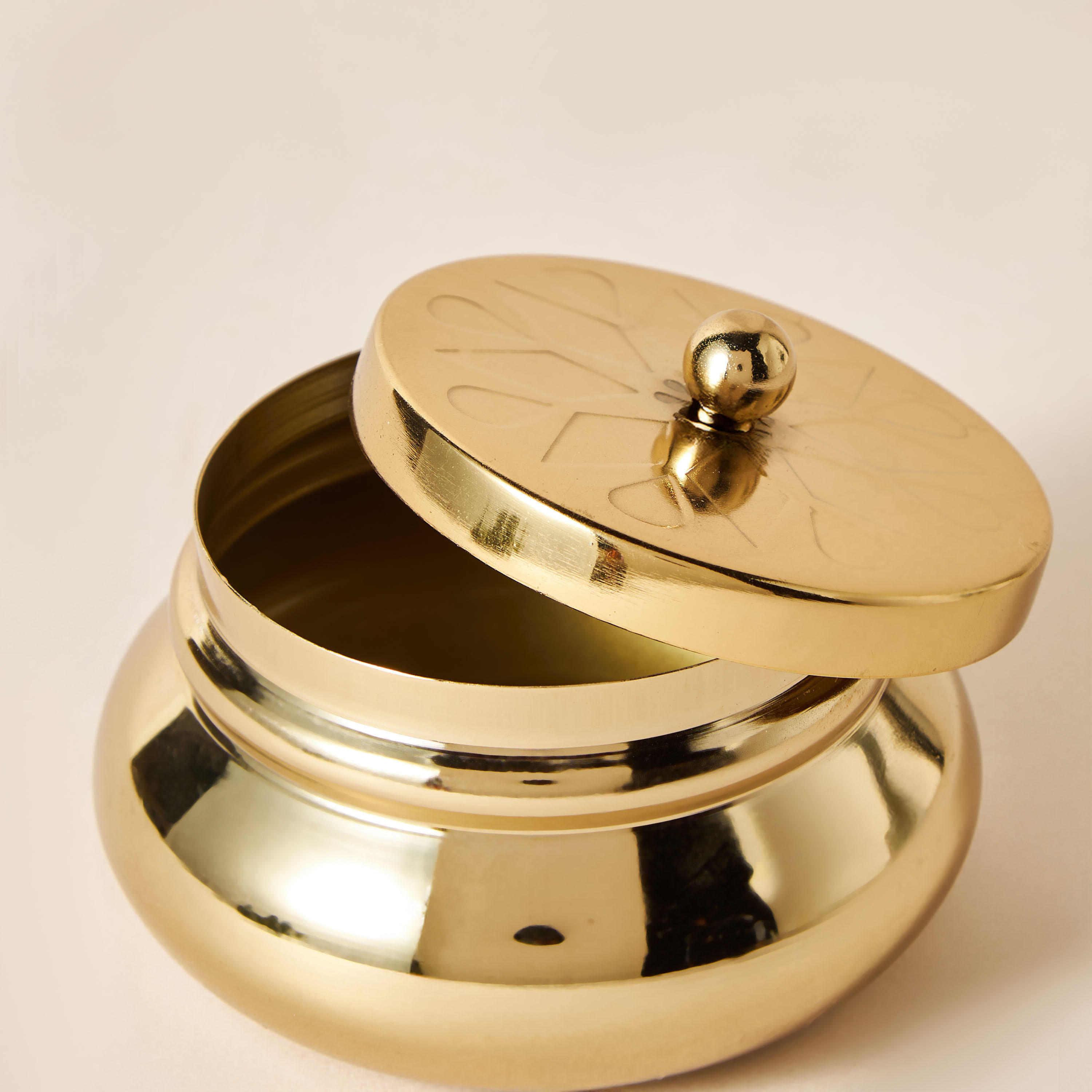Metal 4-Piece Bowl and Tray Set-household-dining-serveware-servingtrays-image-4