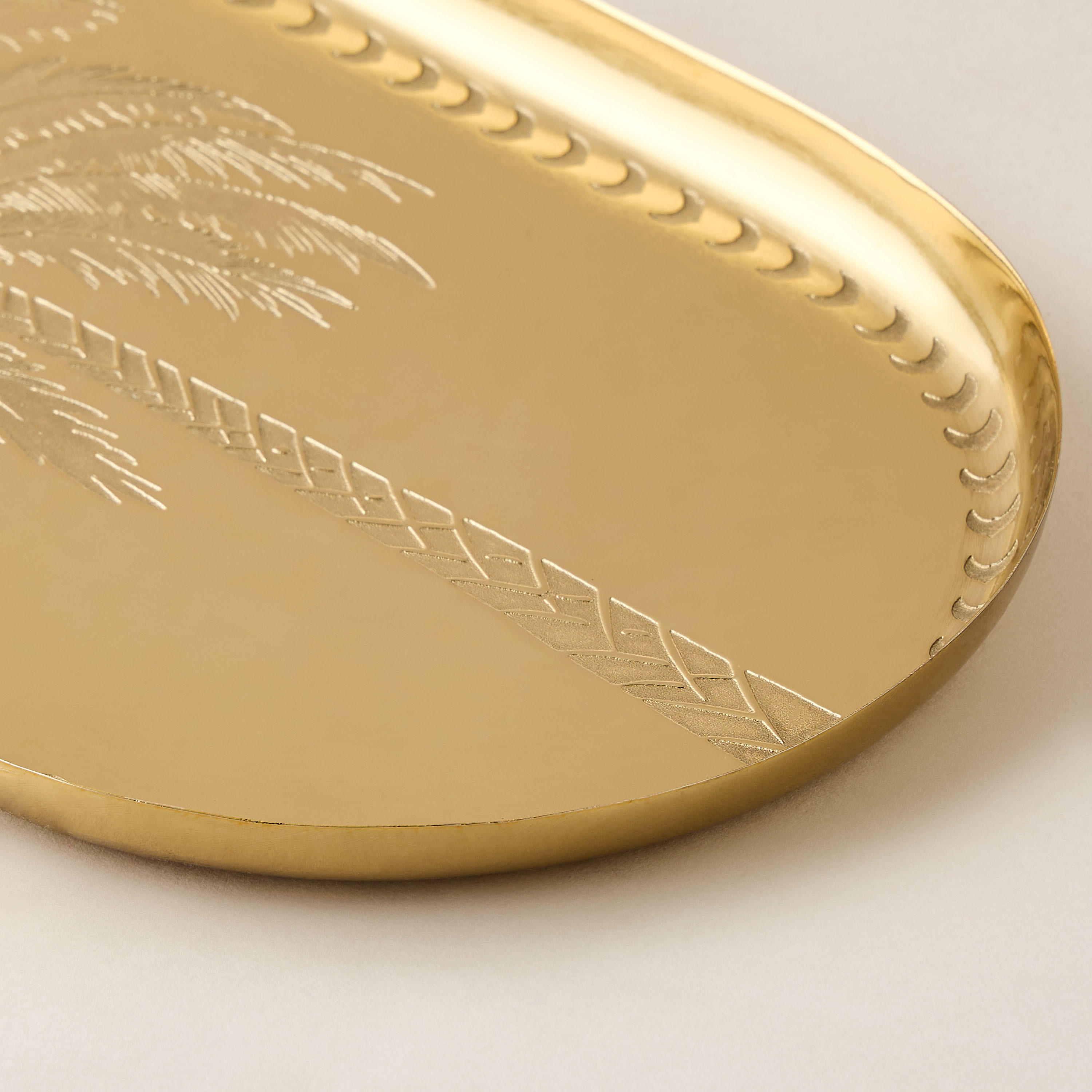 Palm Tree Embossed Serving Tray - 25x16 cms-household-dining-serveware-servingtrays-image-4