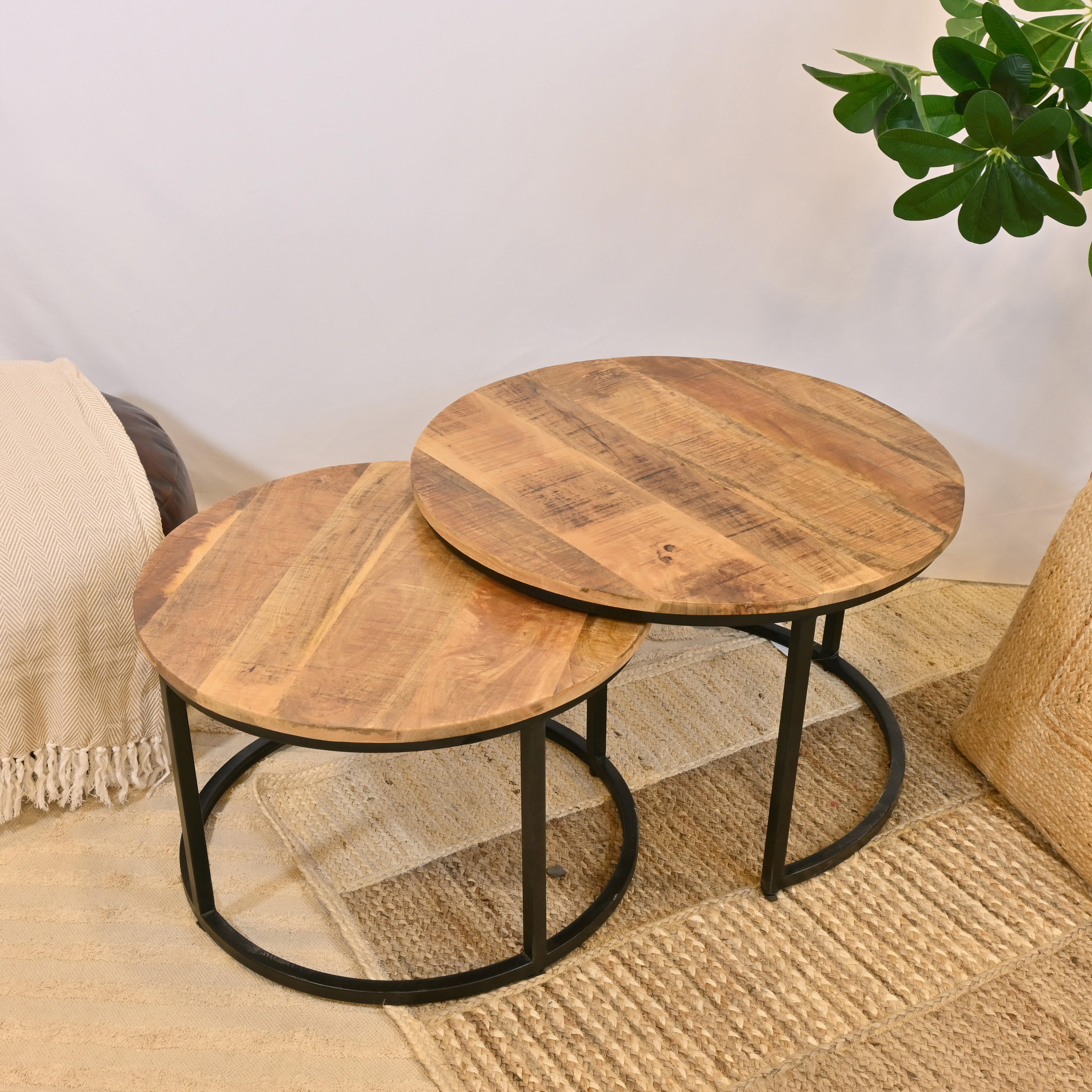 طاولة قهوة بسطح خشبية من لايف ستايل - طقم من قطعتين-furniture-livingroom-coffeetables-image-3