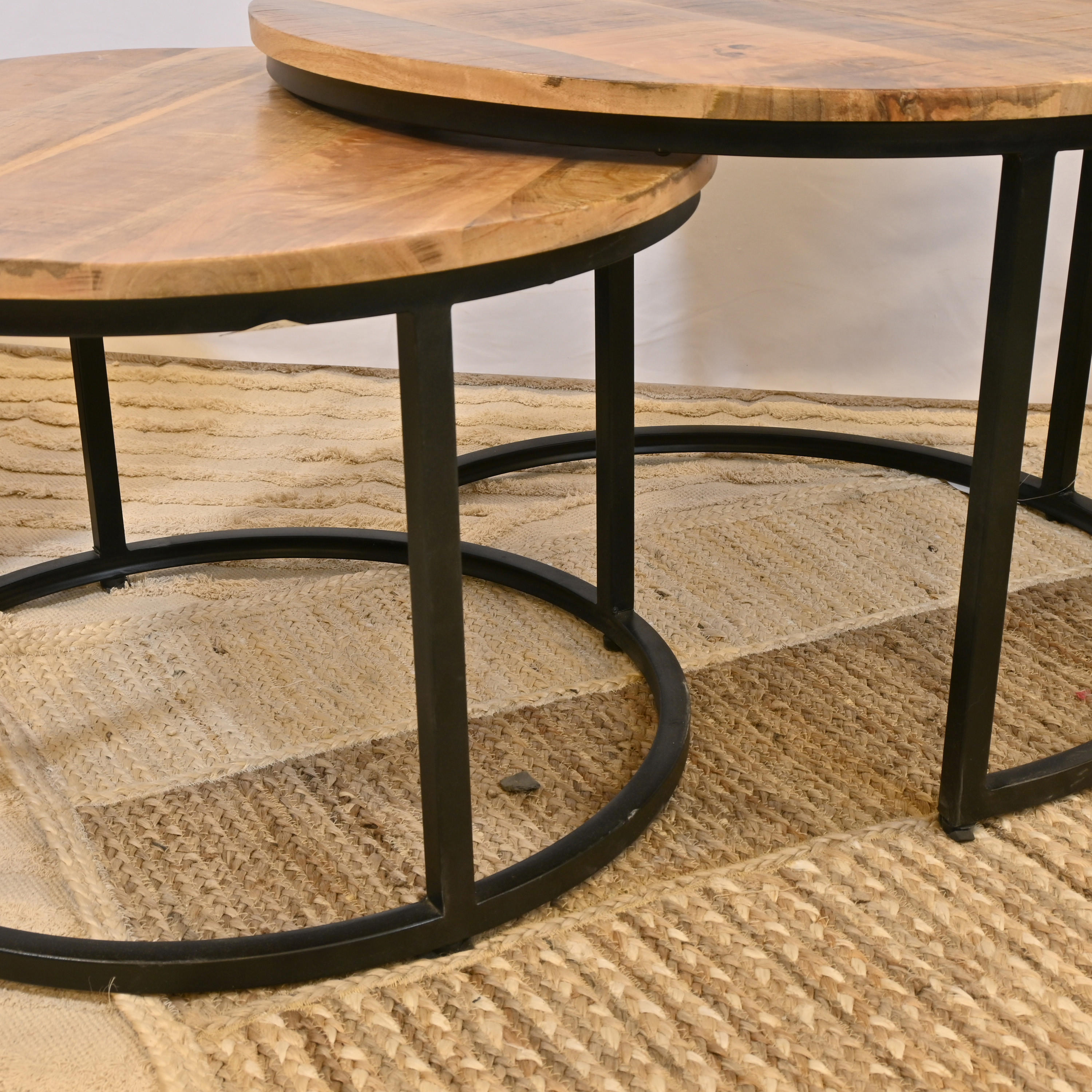 طاولة قهوة بسطح خشبية من لايف ستايل - طقم من قطعتين-furniture-livingroom-coffeetables-image-4