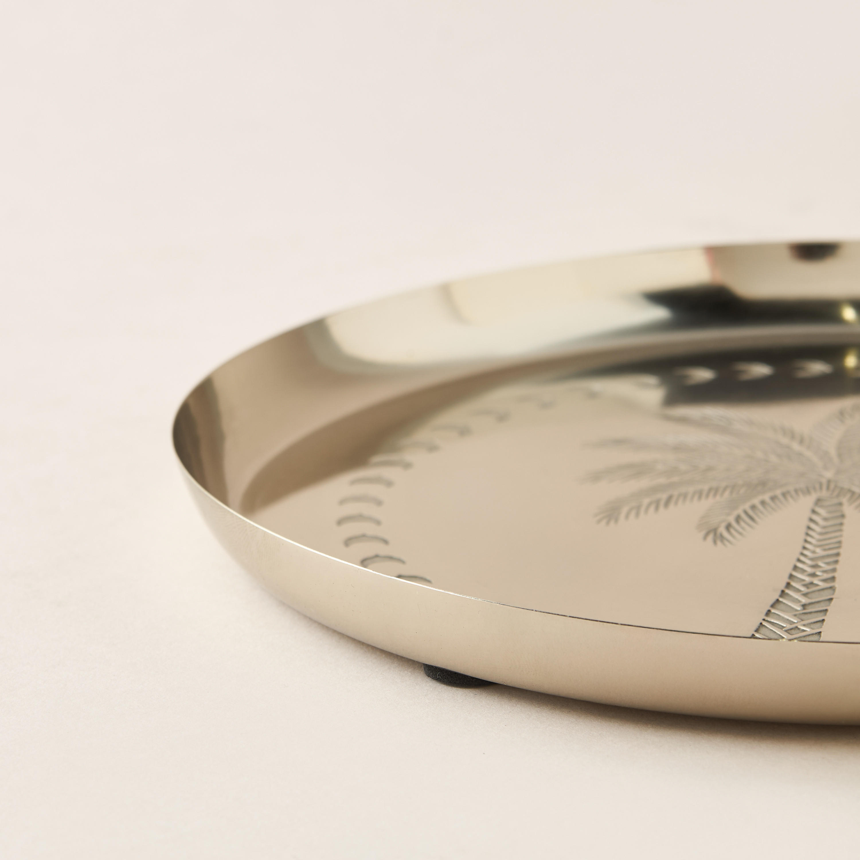 Palm Tree Engraved Metal Decorative Plate - 25x25 cms-household-decor-boxesandtrays-image-4