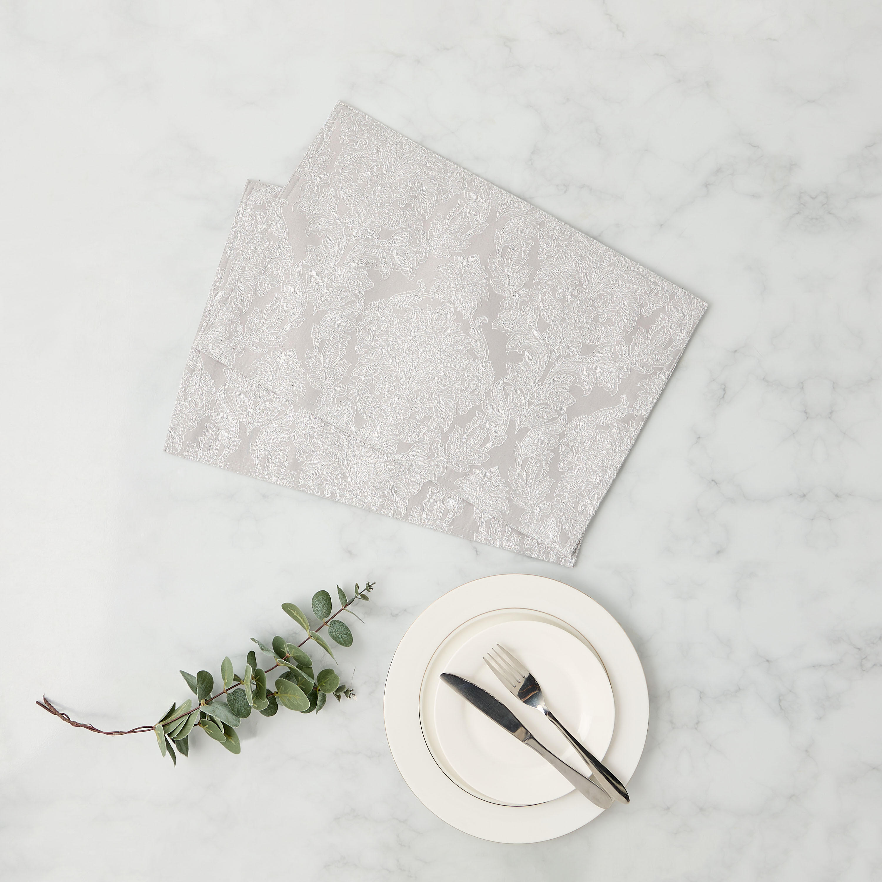 Alma 2-Piece Jacquard Placemat Set - 30x45 cms-household-dining-tablelinen-placemats-image-1