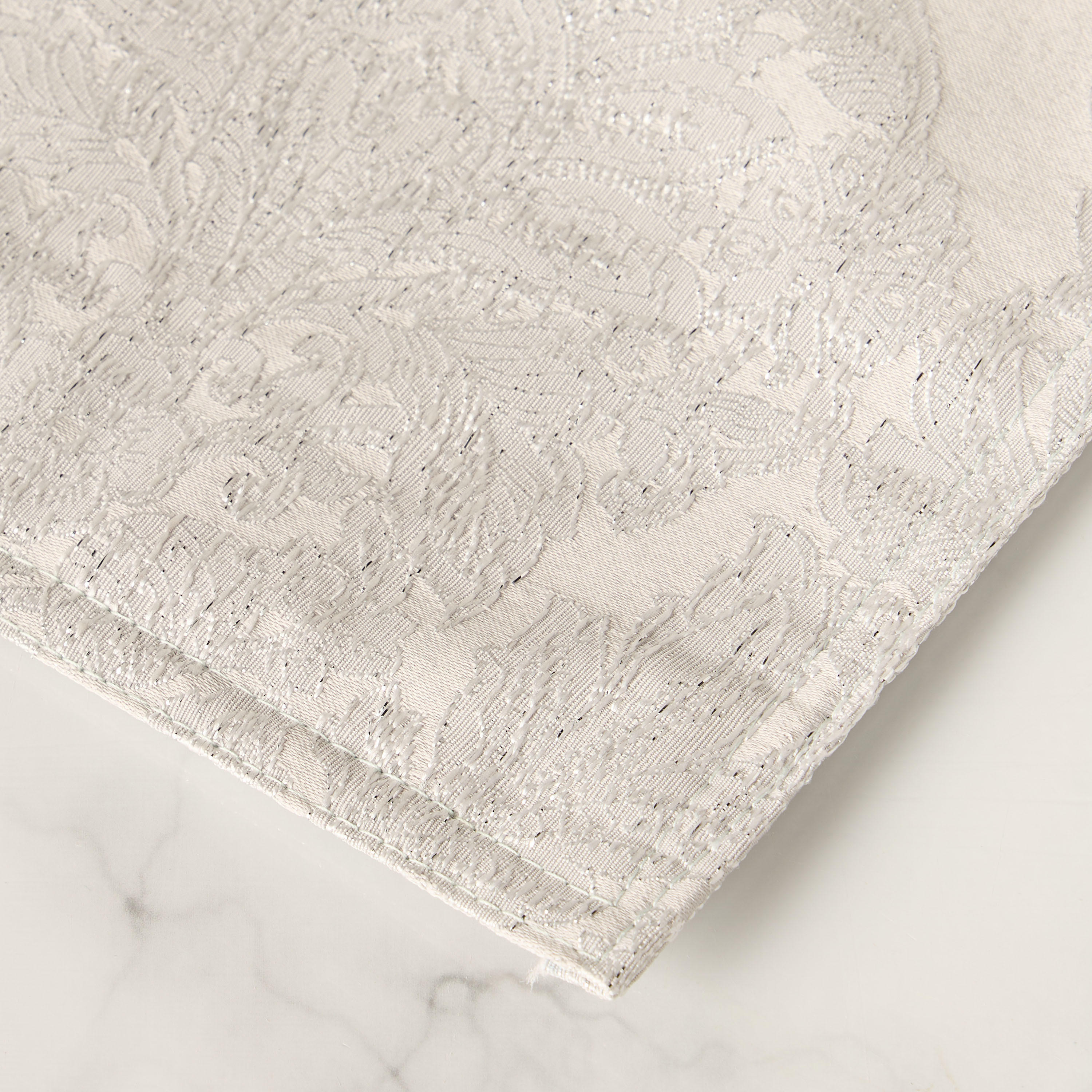 Alma Jacquard Runner - 33x180 cm-household-dining-tablelinen-runnersandtablecovers-image-2
