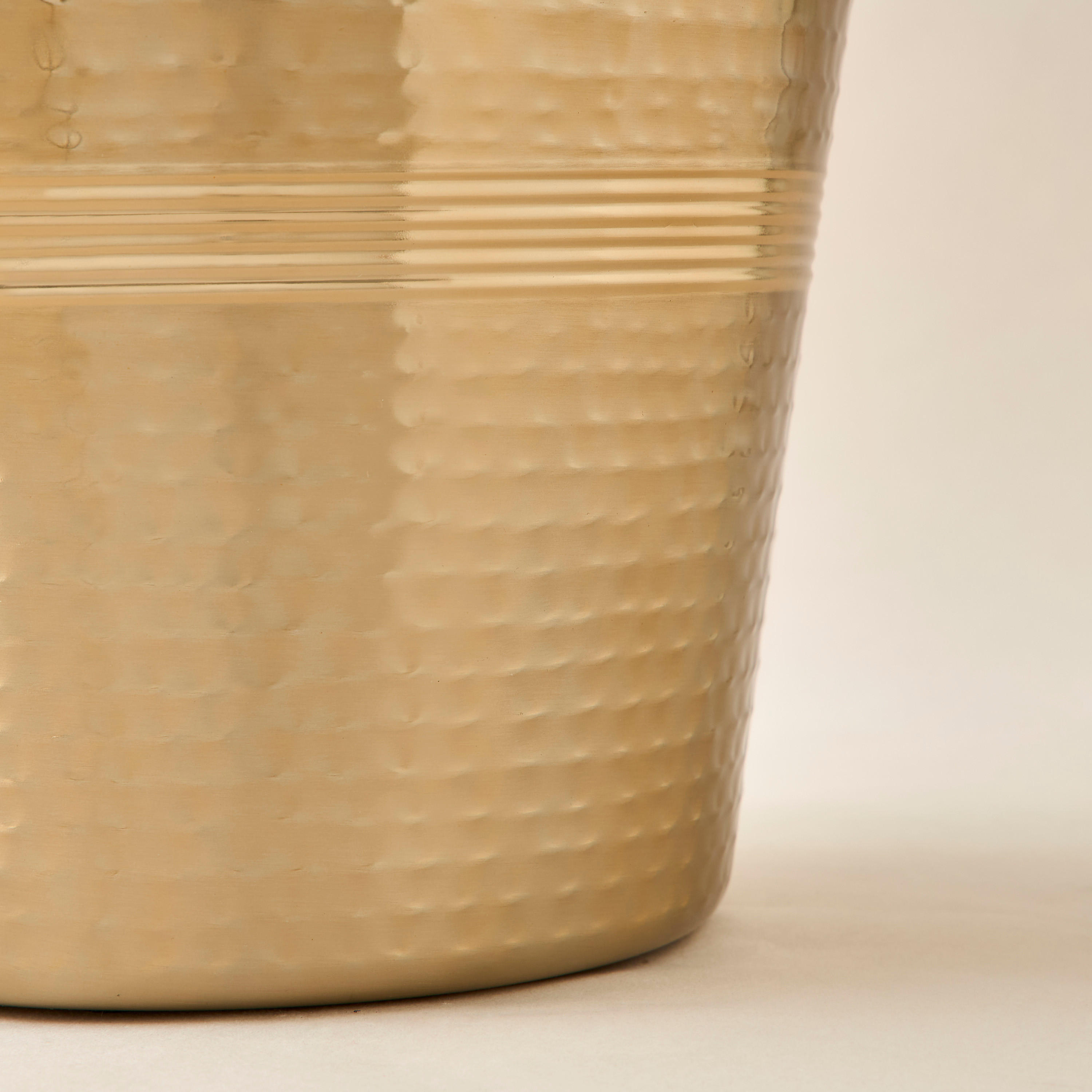 Metallic Hammered Waste Basket-household-bathandlaundry-wastebinsandaccessories-image-3