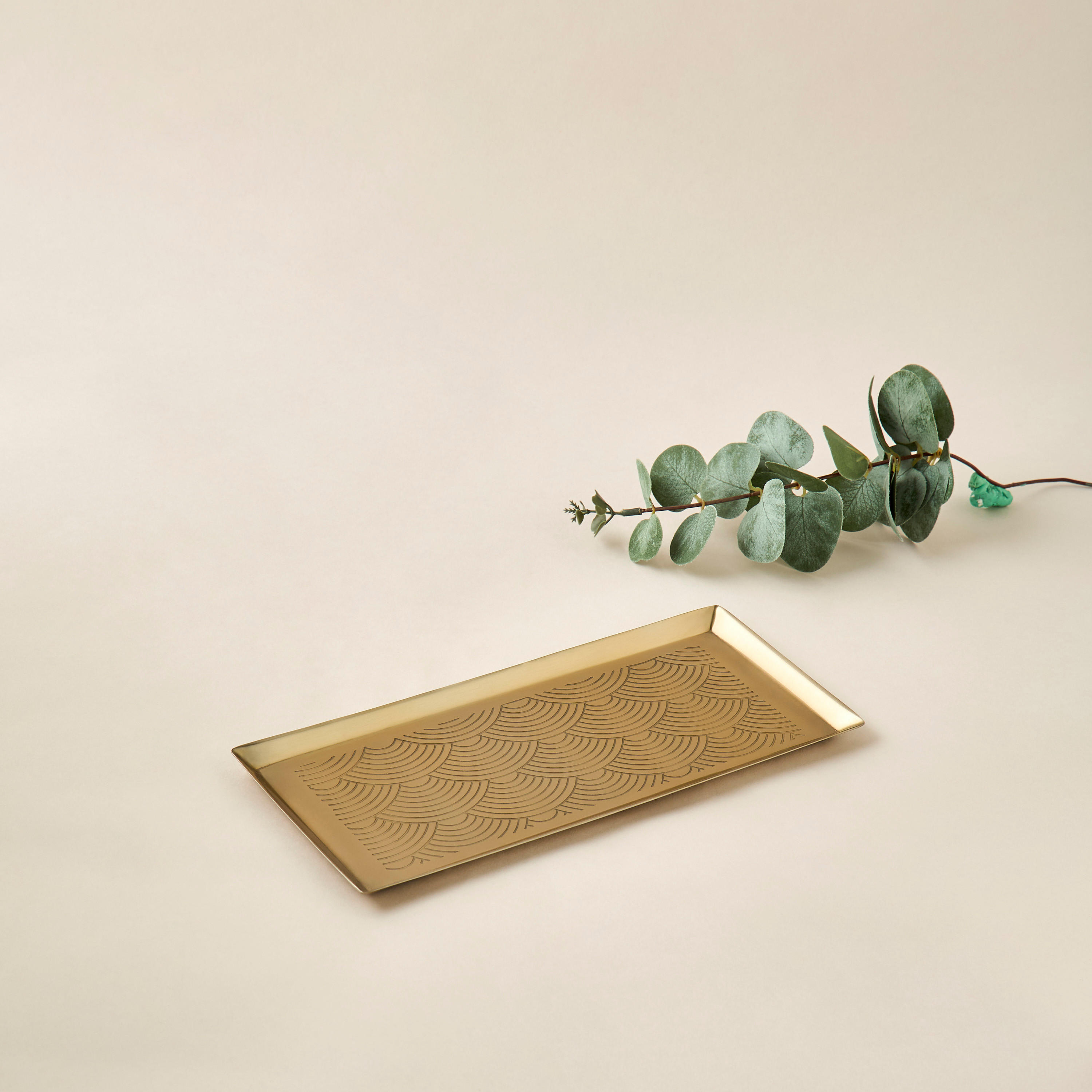 Metallic Etched Decorative Tray-household-bathandlaundry-bathaccessories-toweltraysandplatforms-image-2