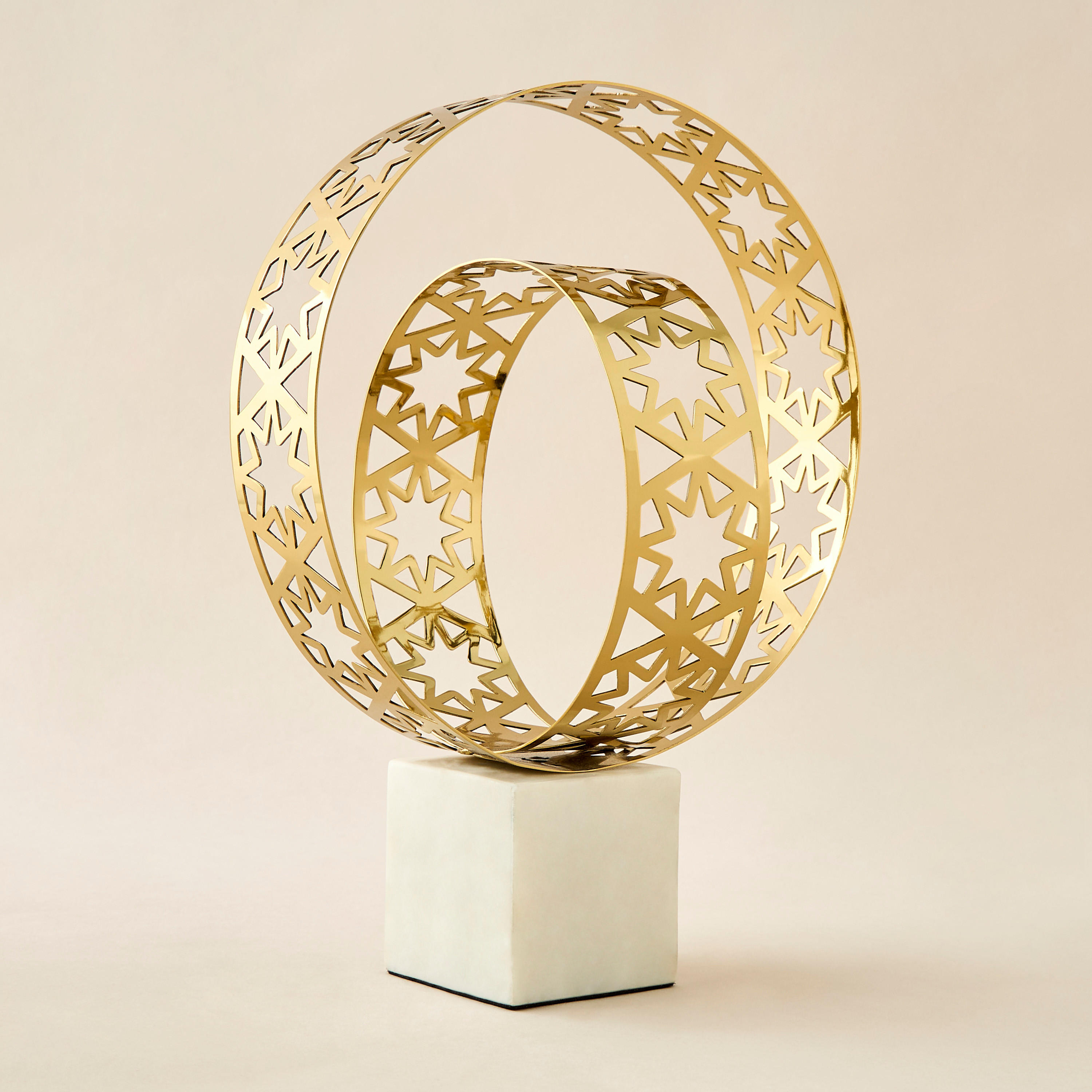 Star Etched Decorative Accent - 20x22x15 cms-household-decor-decorativeobjectsandsculptures-image-1