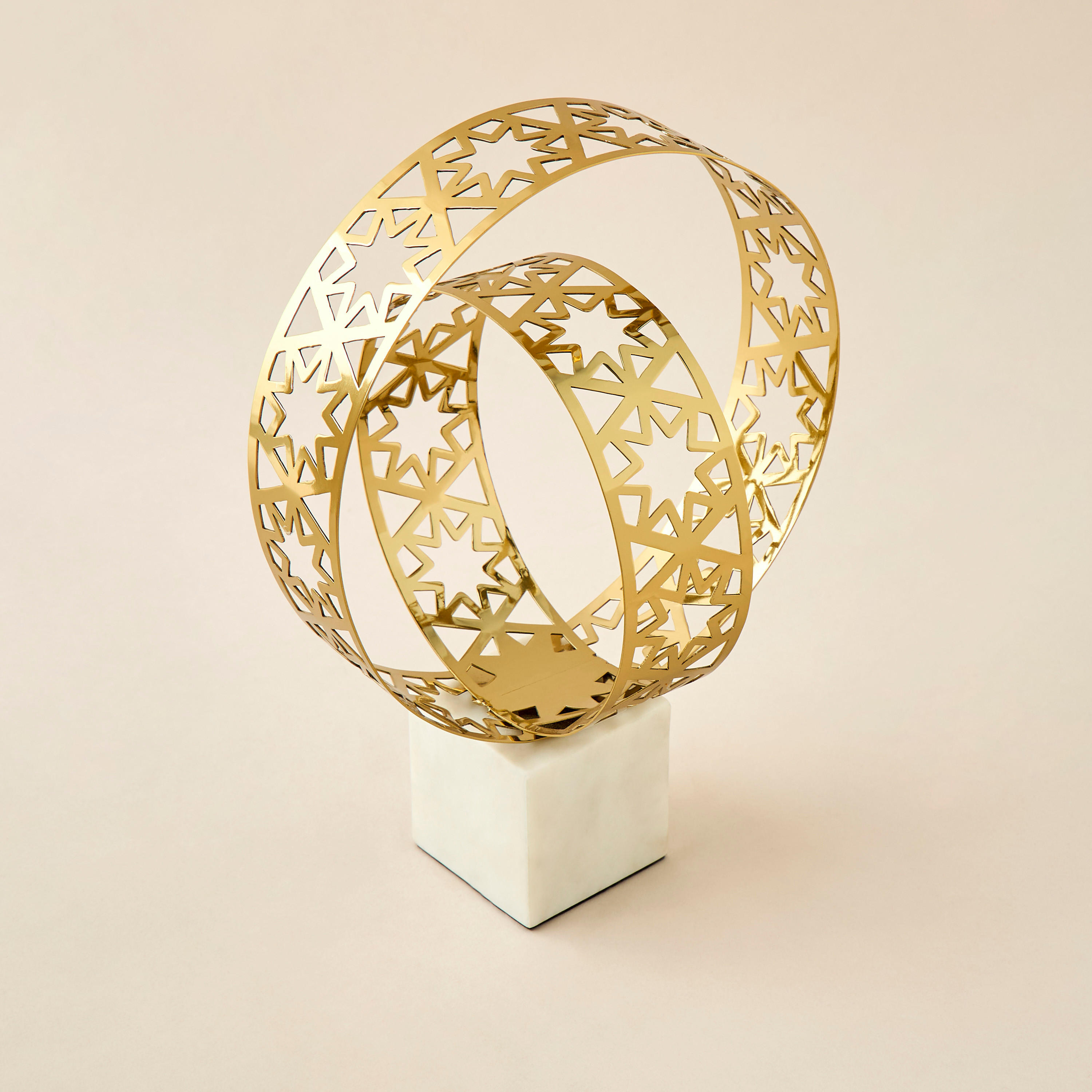 Star Etched Decorative Accent - 20x22x15 cms-household-decor-decorativeobjectsandsculptures-image-2