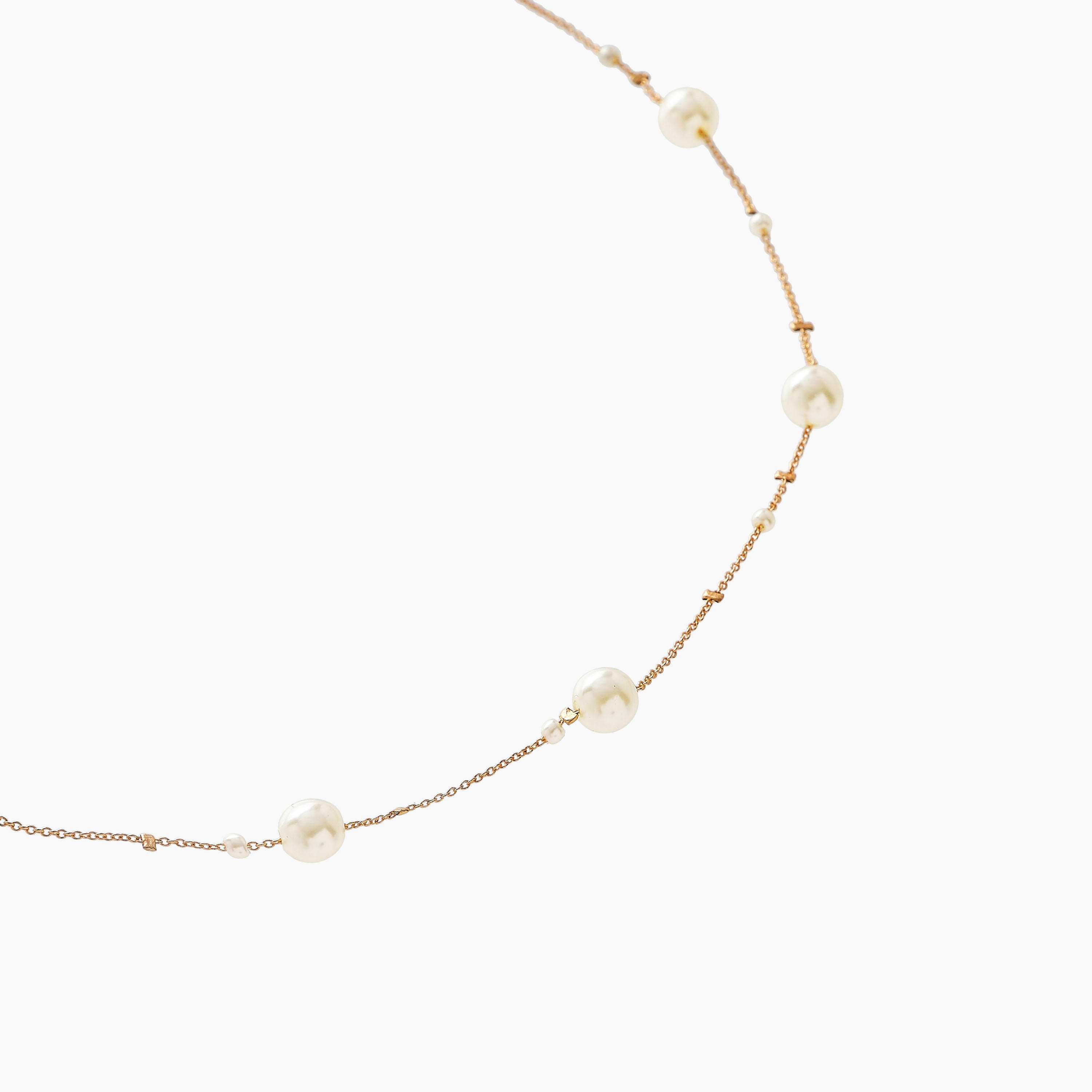 عقد معدني مزين باللؤلؤ-women-watchesandjewellery-jewellery-necklacesandpendants-image-3